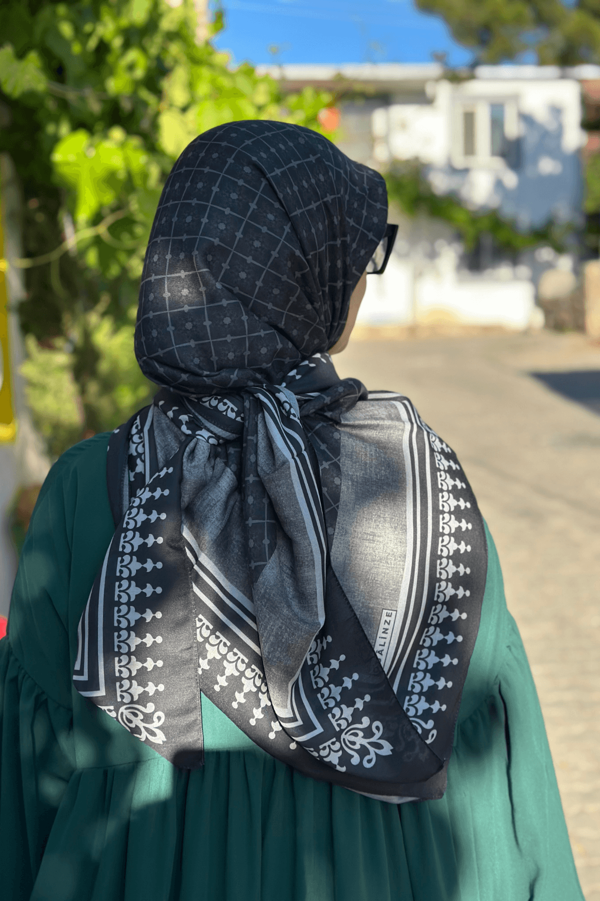 Siyah