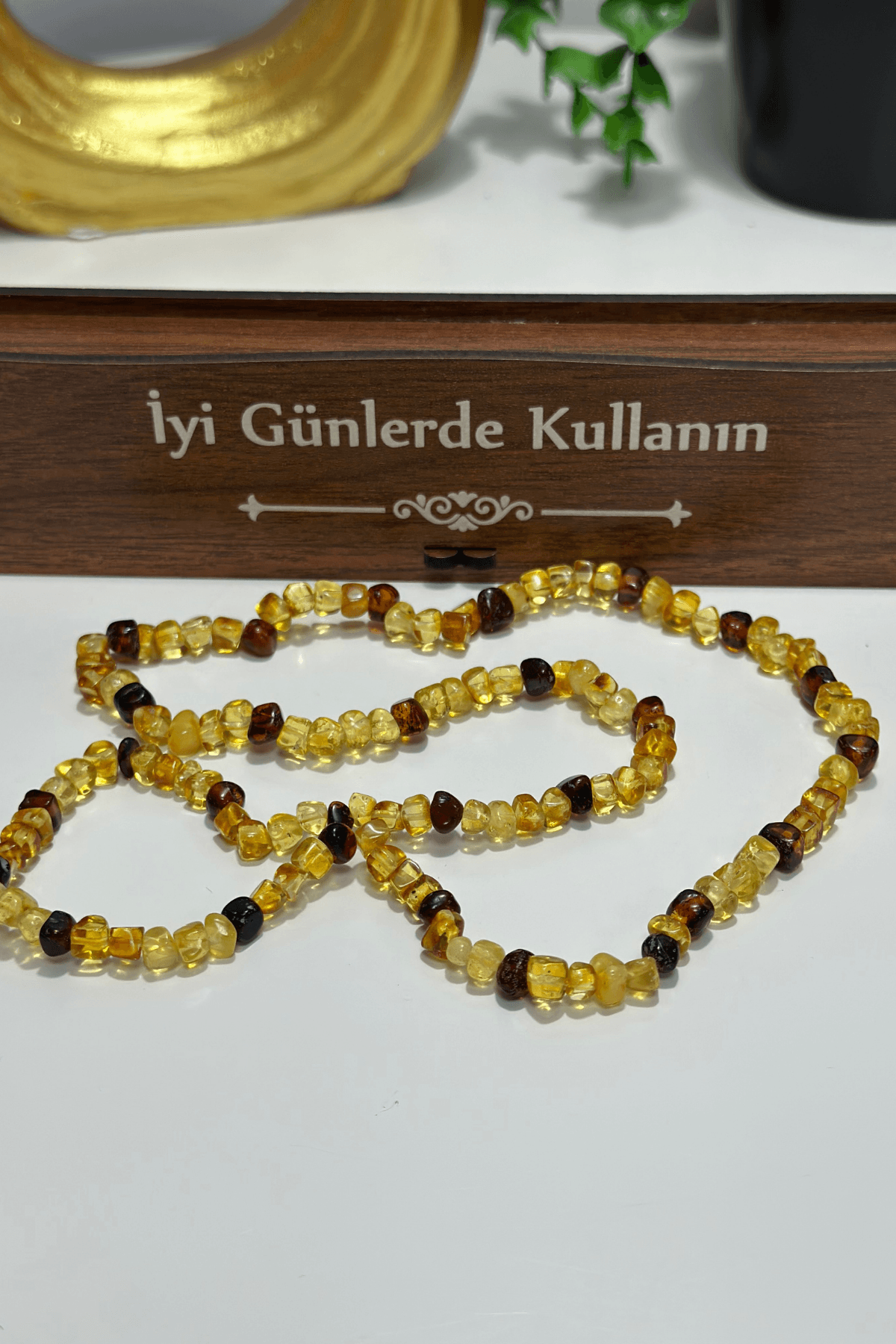 İki Renkli Doğal Kehribar Kolye (Yetişkin)