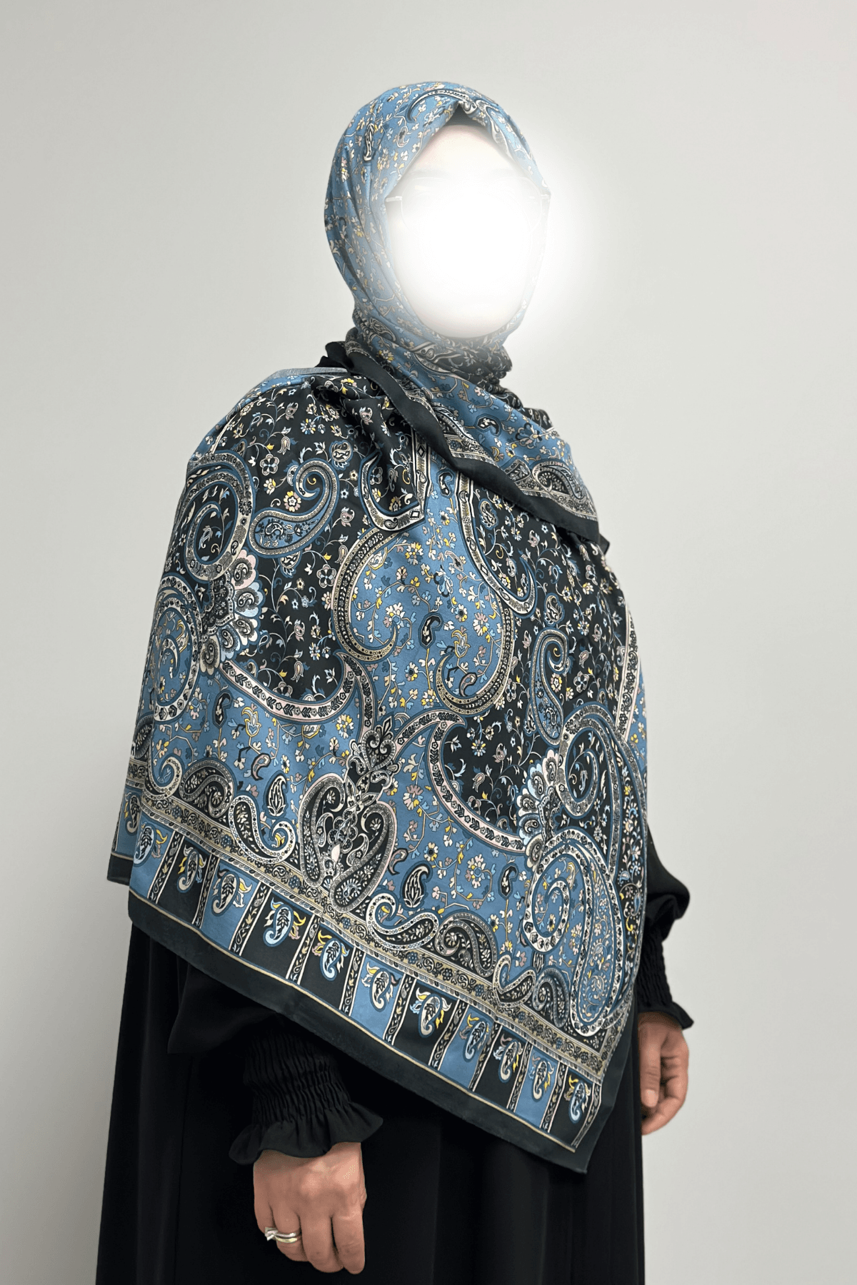 Lalezar Bebe Mavisi Siyah