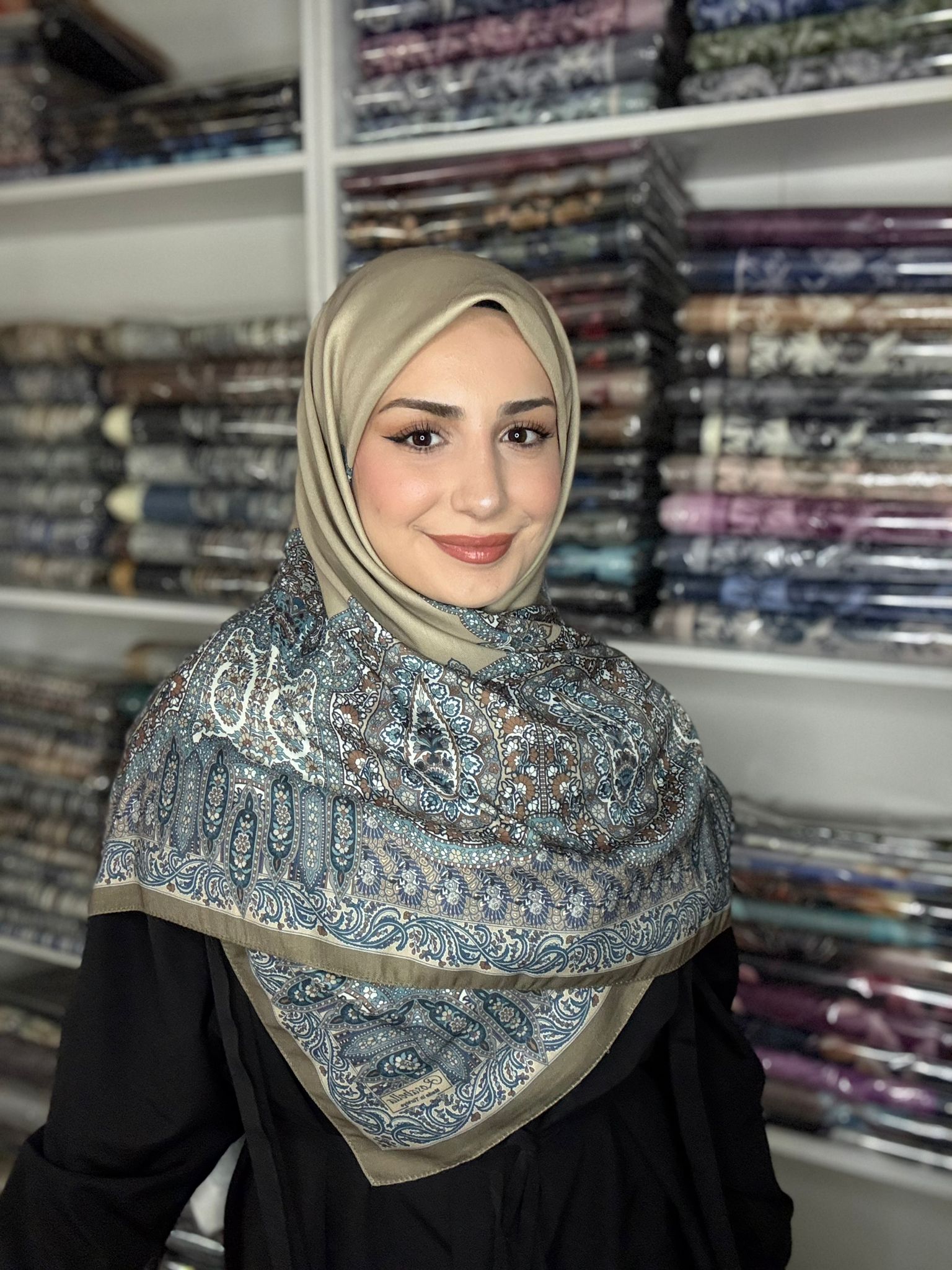 120x120 Büyük Boy Eşarp Desenli Pamuklu - Saray Nakışı Taş