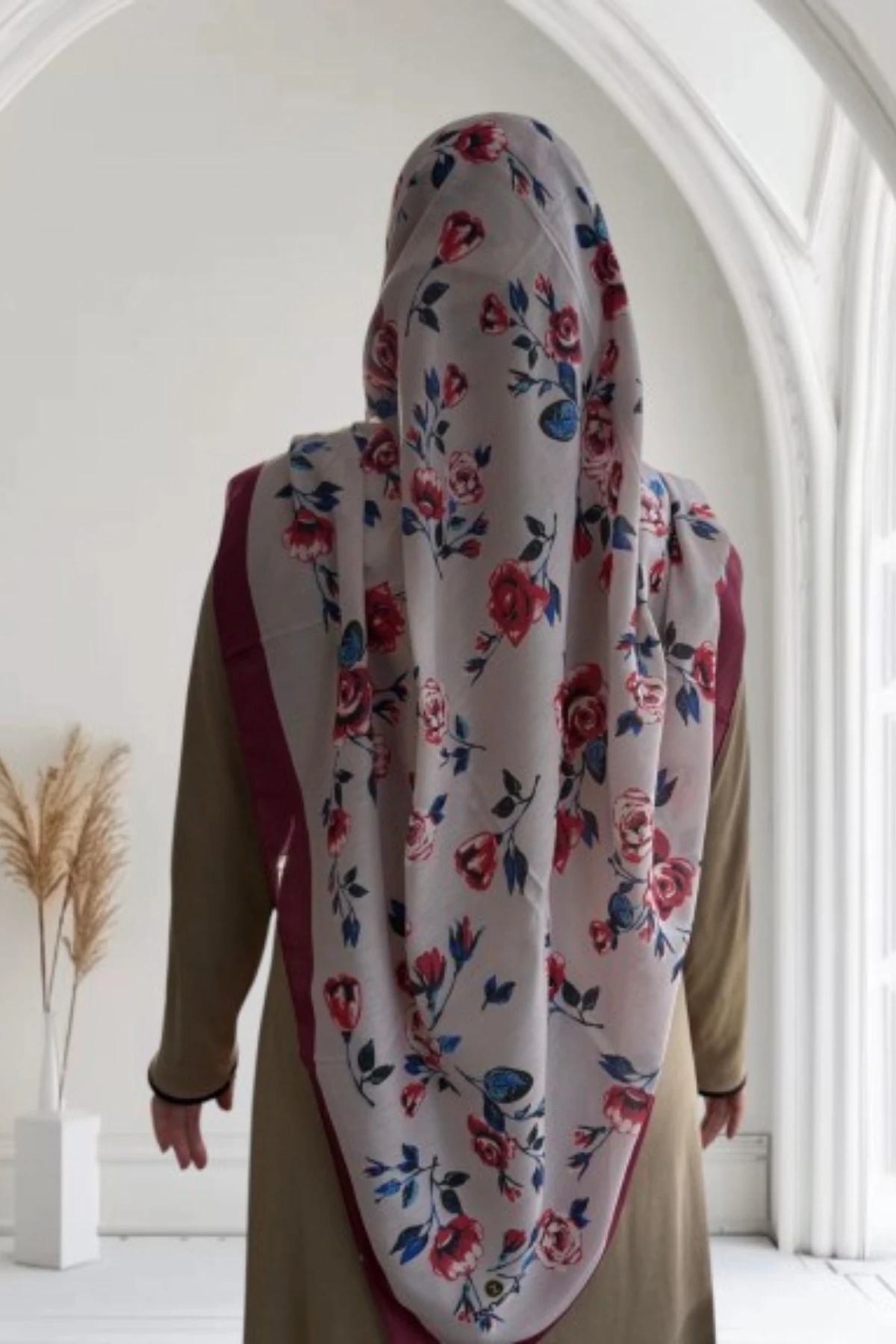 140x140 Büyük Boy Eşarp Desenli Pamuklu - Gül Desen