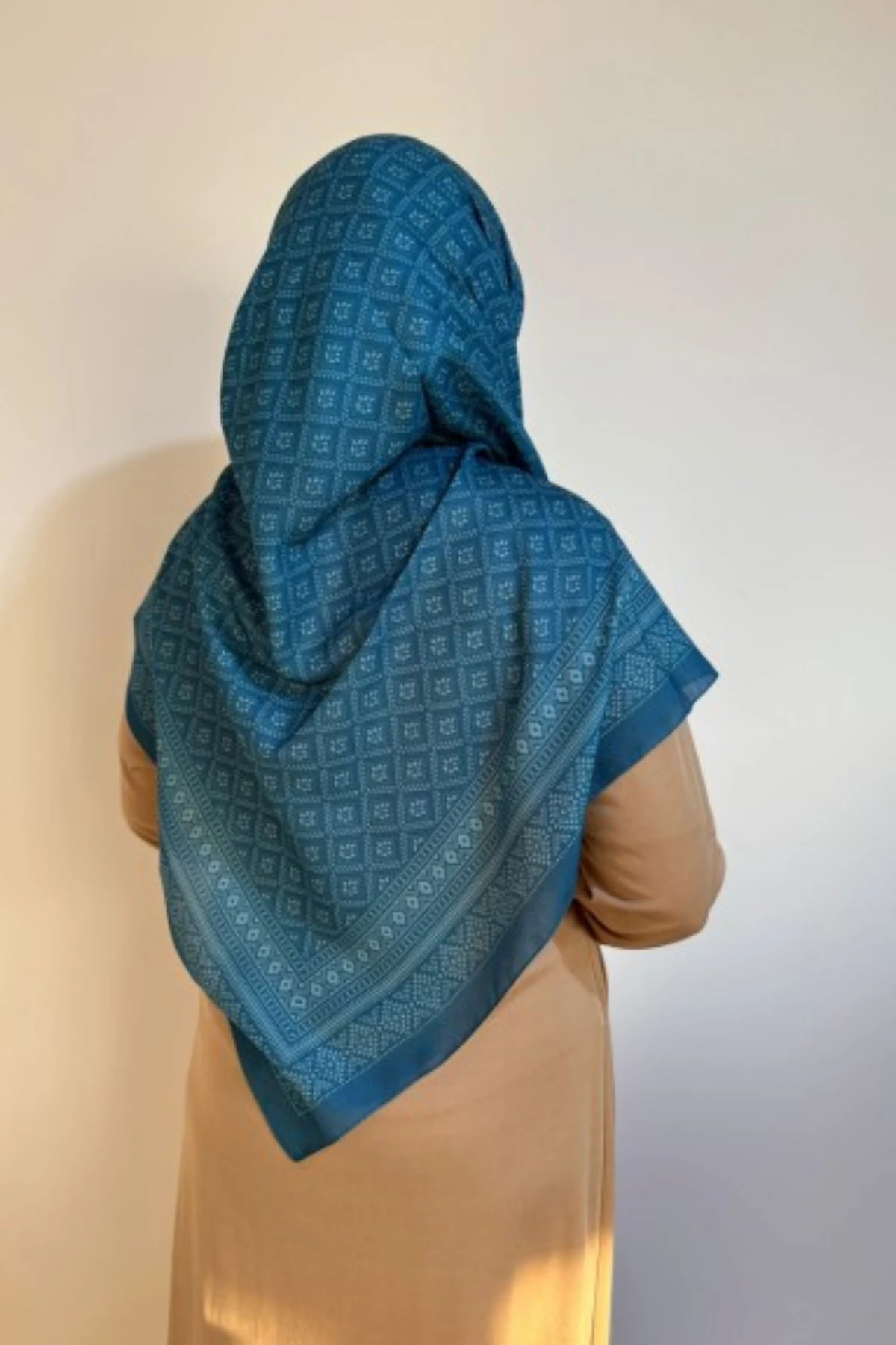 120x120 Büyük Boy Eşarp Desenli Pamuklu - Gece Mozaik İndigo