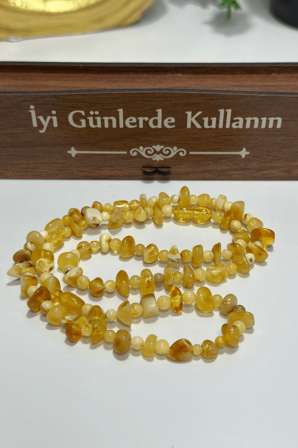 Sütlü Sarı Kehribar Kolye Naturel