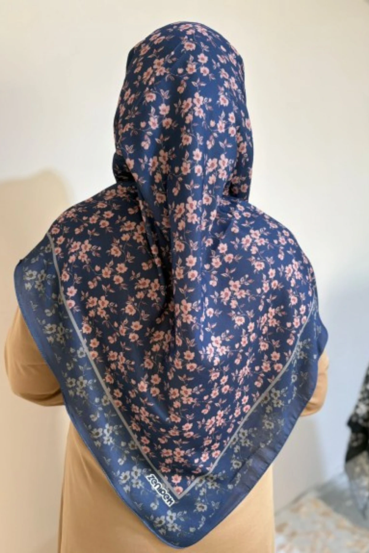 Sonbahar Esintisi Lacivert Pembe