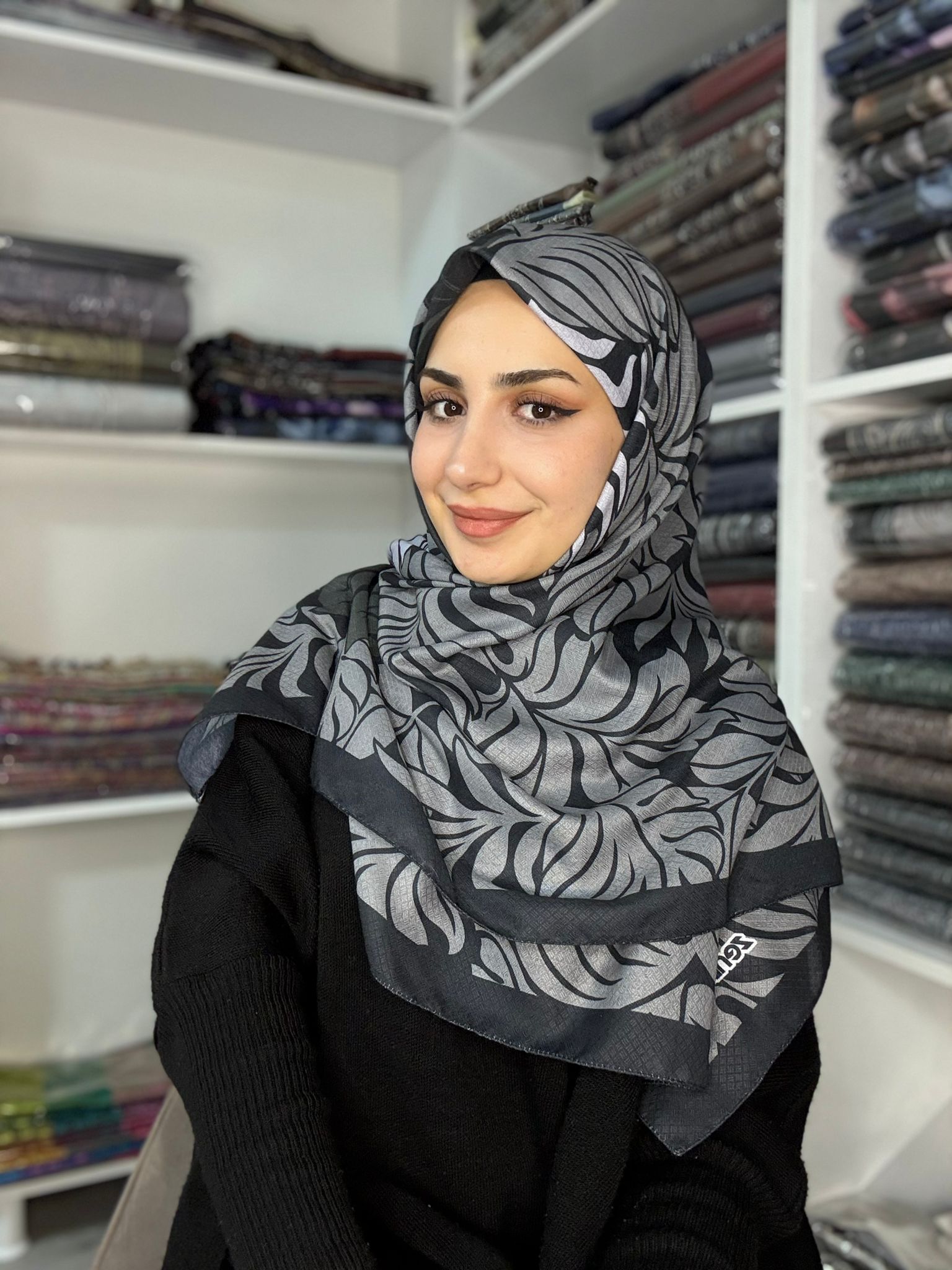 120x120 Büyük Boy Eşarp Desenli Pamuklu - Harmoni Siyah Füme