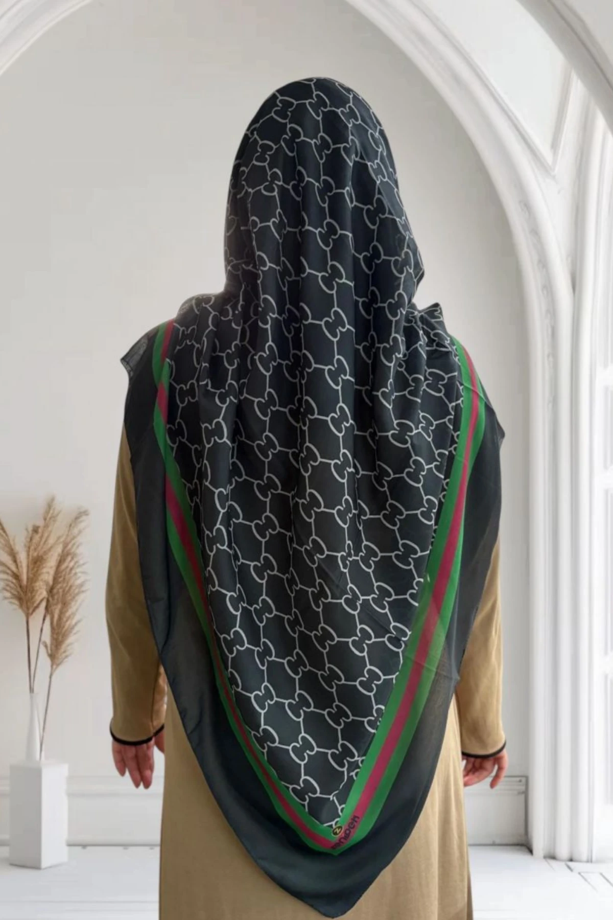 140x140 Büyük Boy Eşarp Desenli Pamuklu - Siyah Kenarları Yeşil