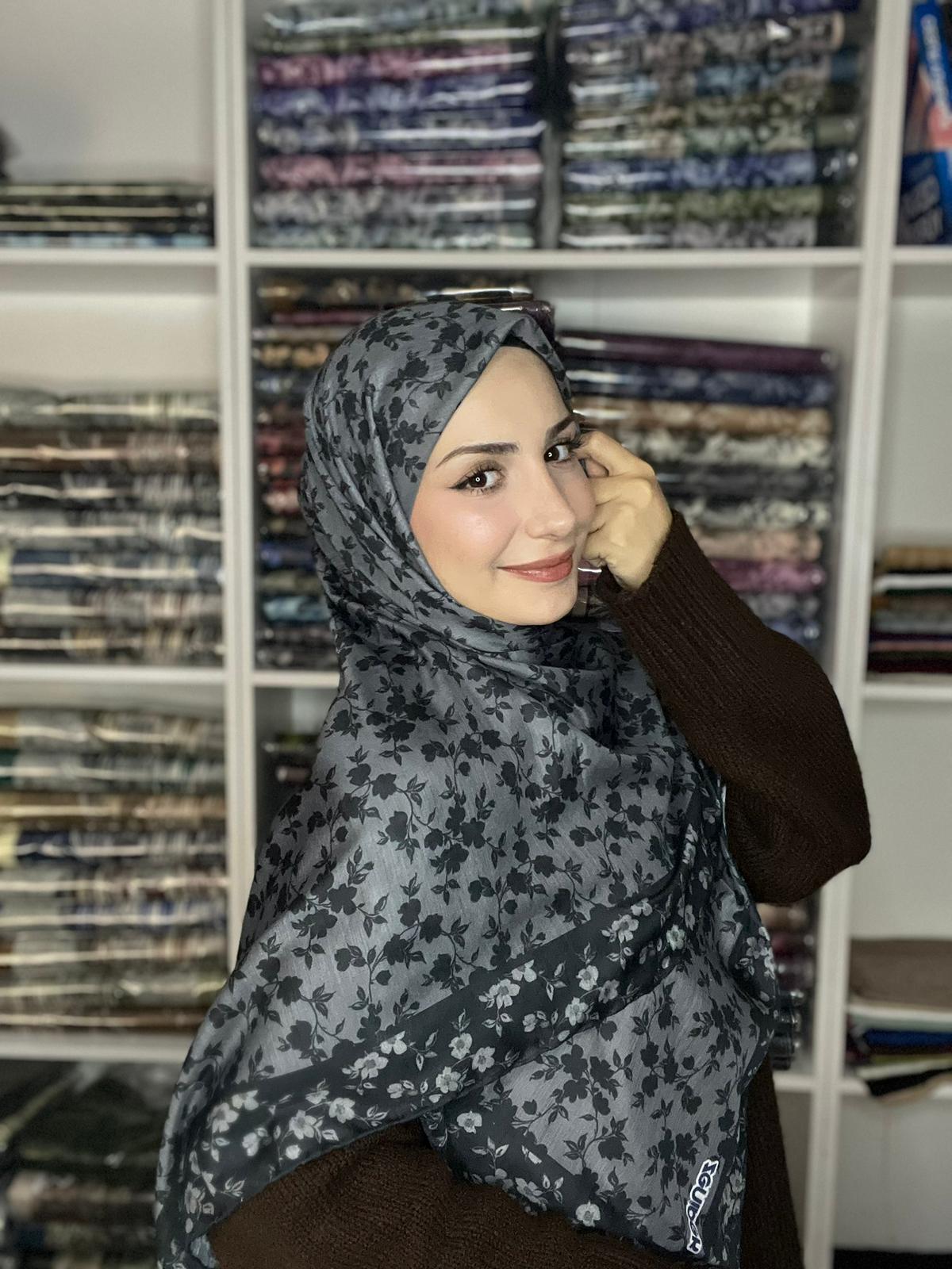 140x140 Büyük Boy Eşarp Desenli Tülbent - Sonbahar Esintisi Gri