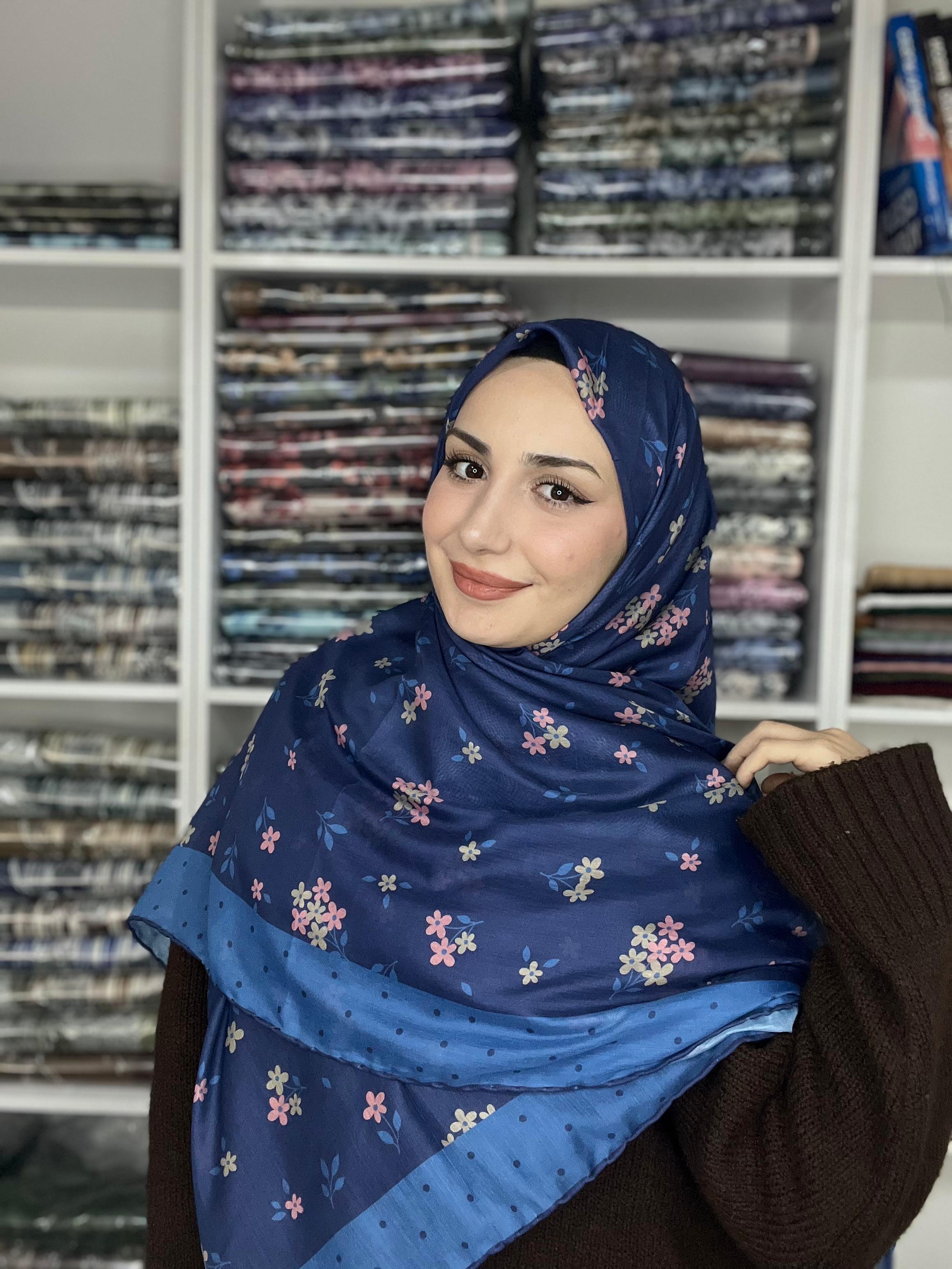 Bahar Dalı Lacivert