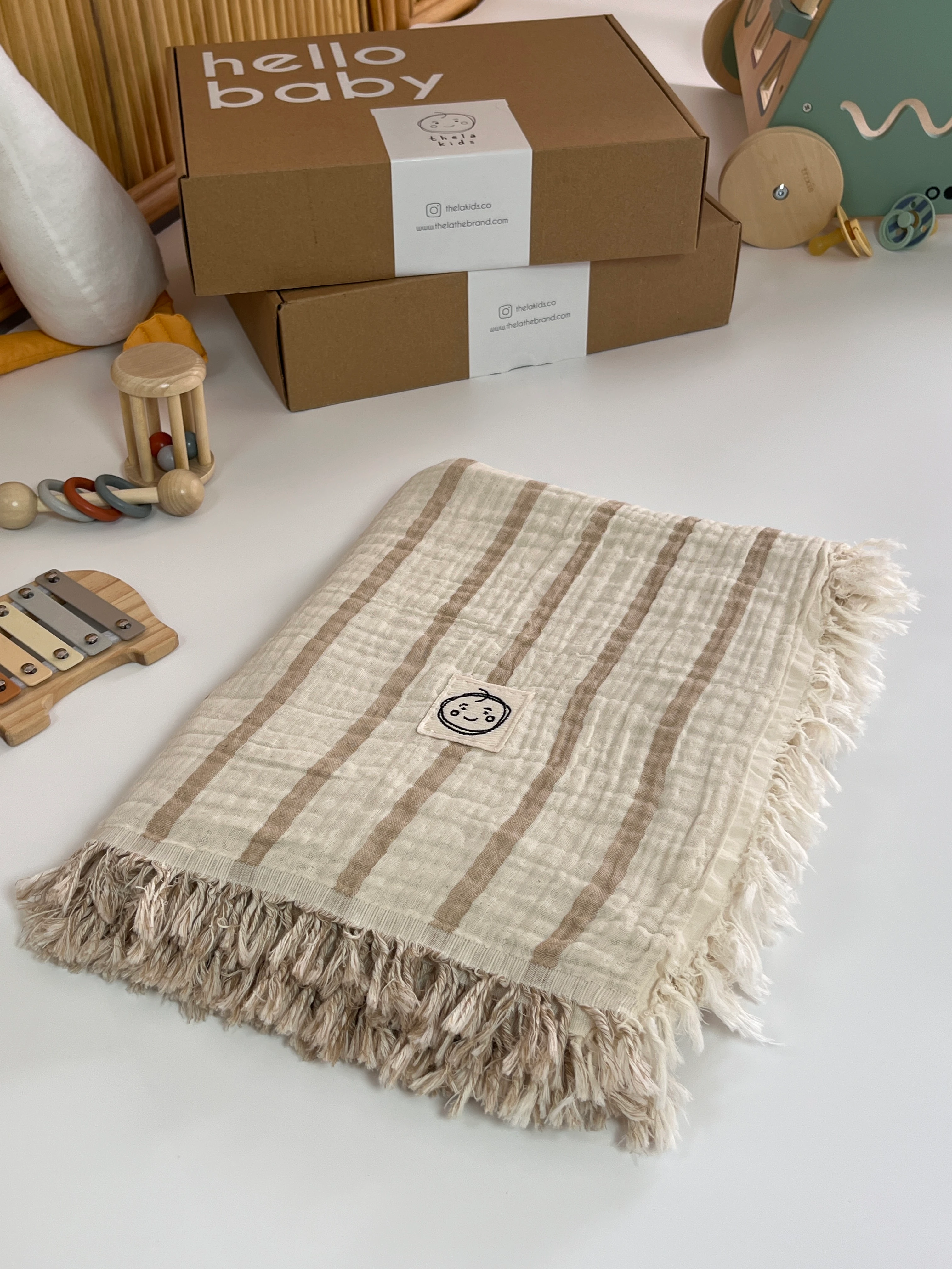 4 Kat Dokuma Çift Taraflı Müslin Battaniye  - Bej