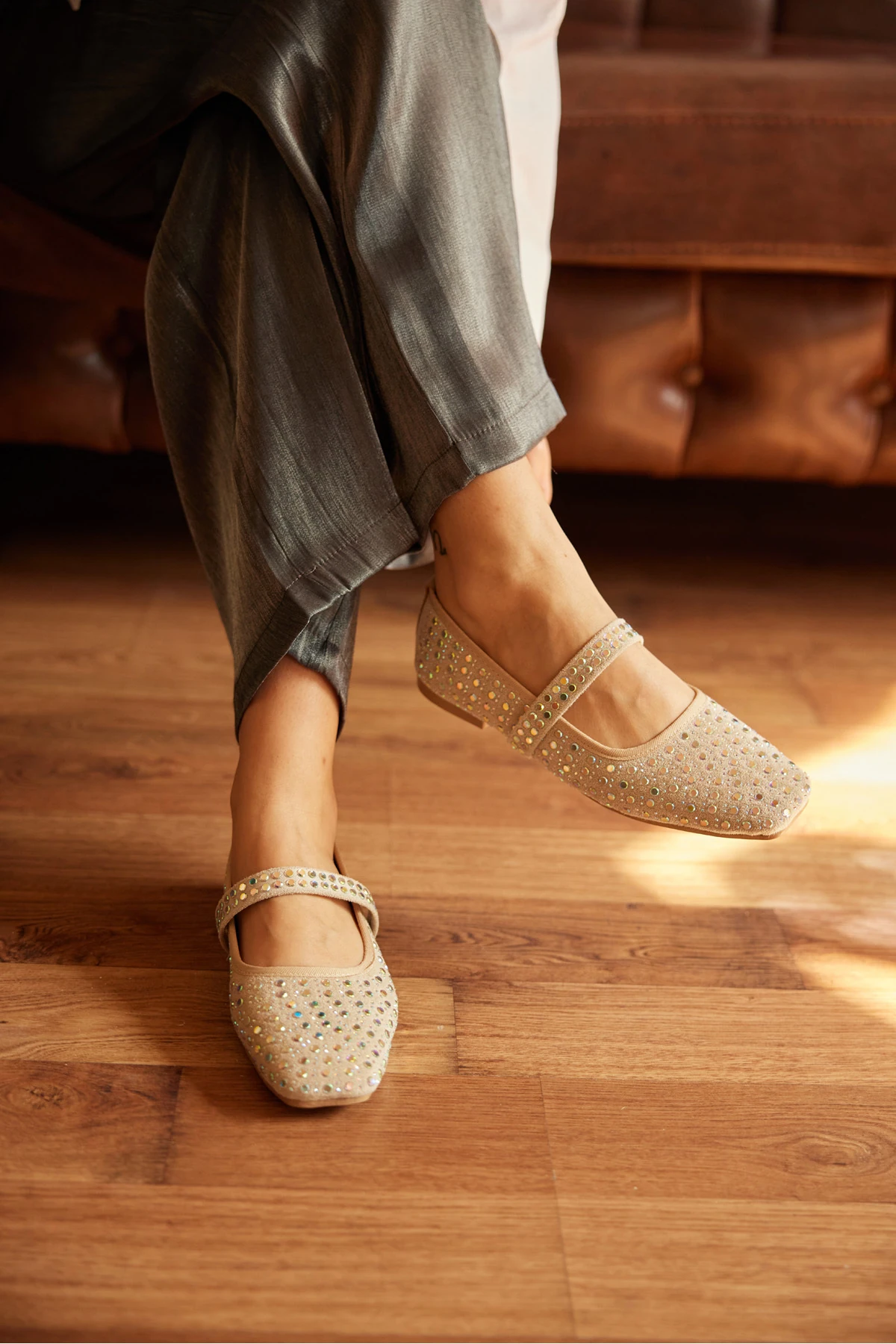 NOVA TAŞLI KADIN BABET AYAKKABI