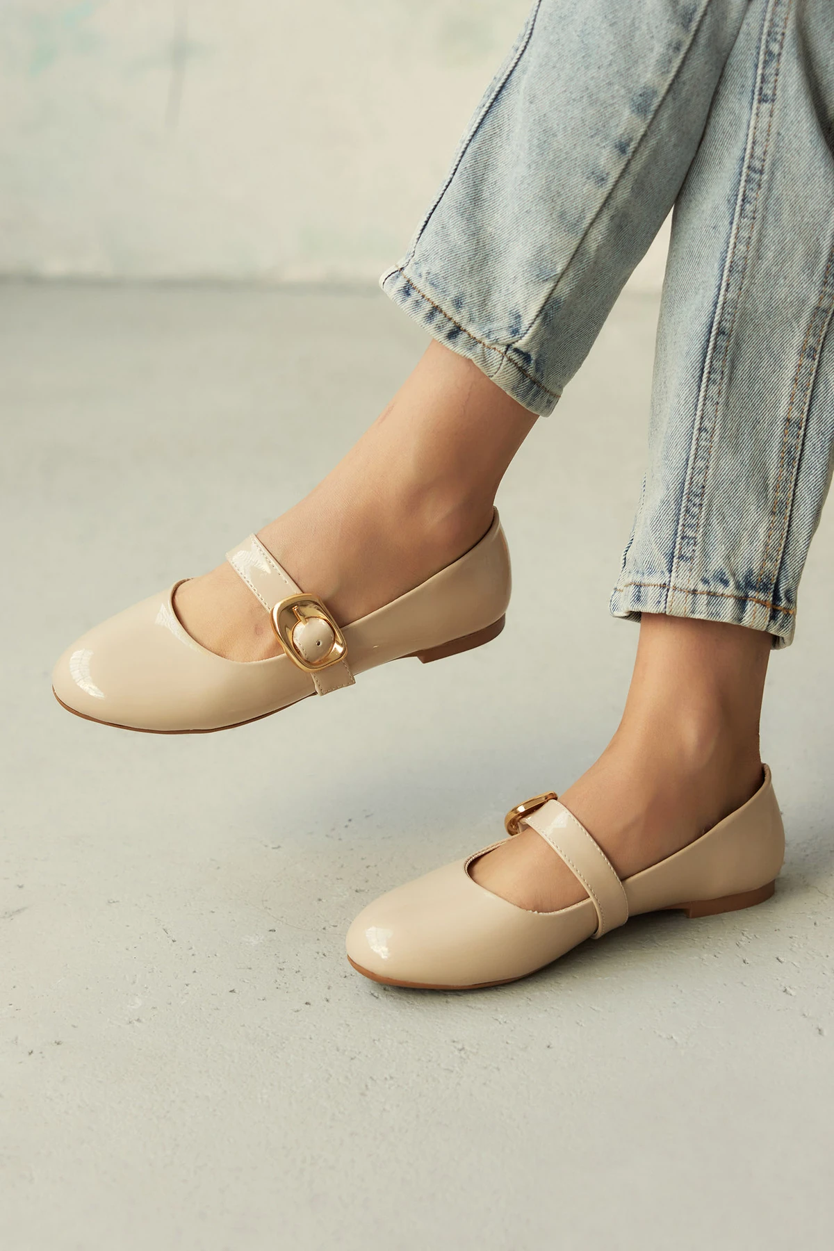 NEO TOKA DETAYLI KADIN BABET AYAKKABI