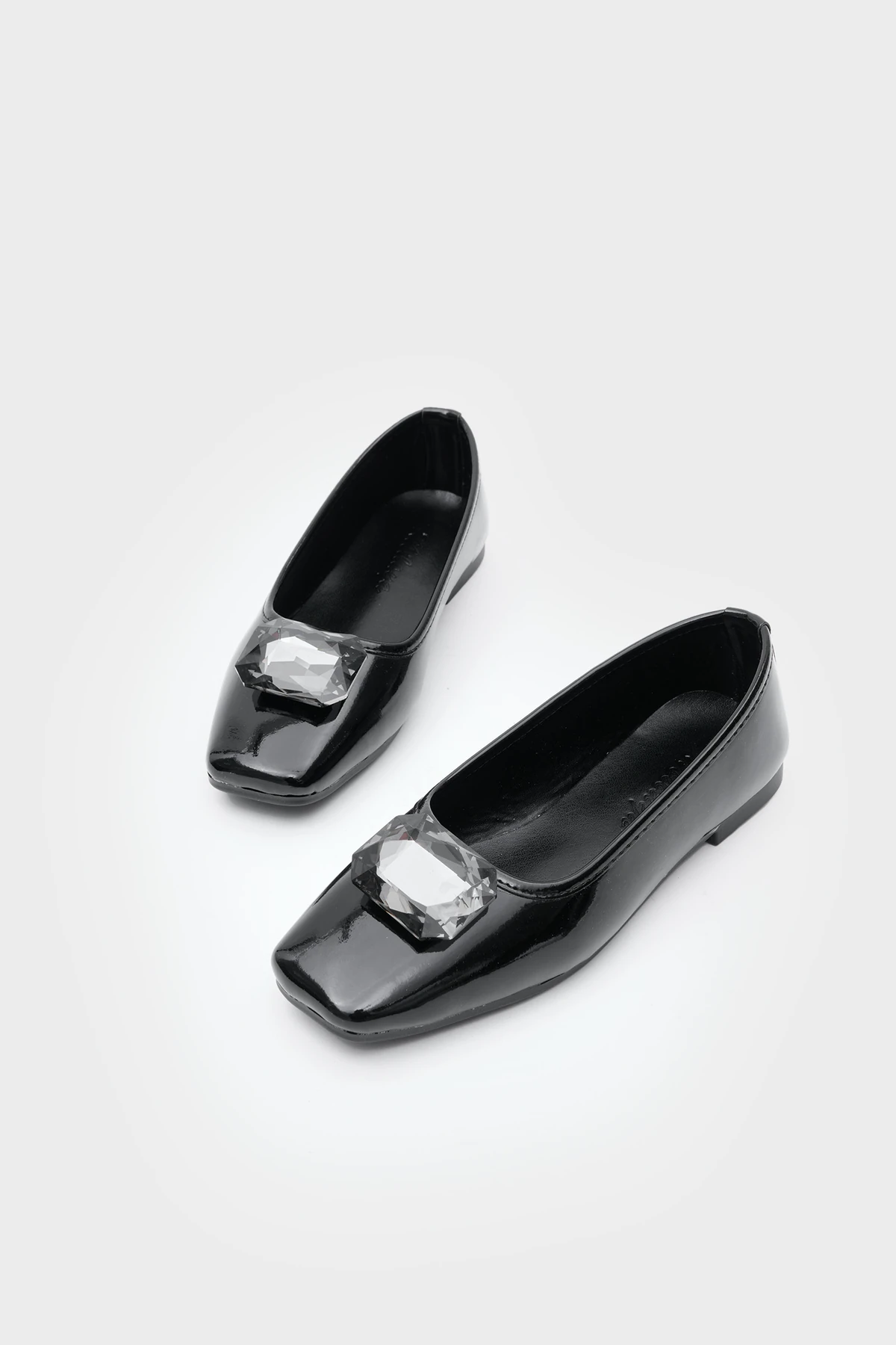 MİLA TAŞ DETAYLI GÜNLÜK KADIN BABET AYAKKABI