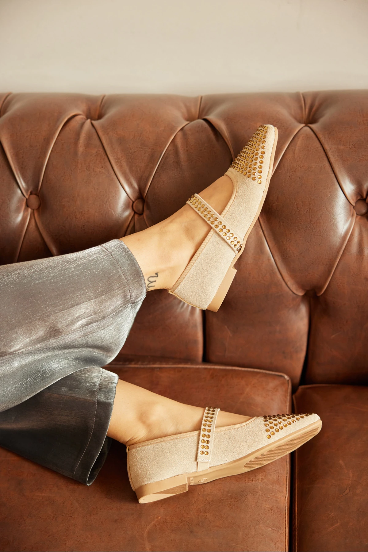 STELLA UCU TAŞLI KADIN BABET AYAKKABI