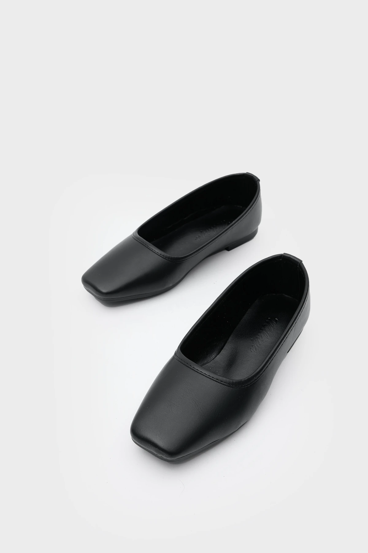 LUNA SUNİ DERİ GÜNLÜK KADIN BABET AYAKKABI