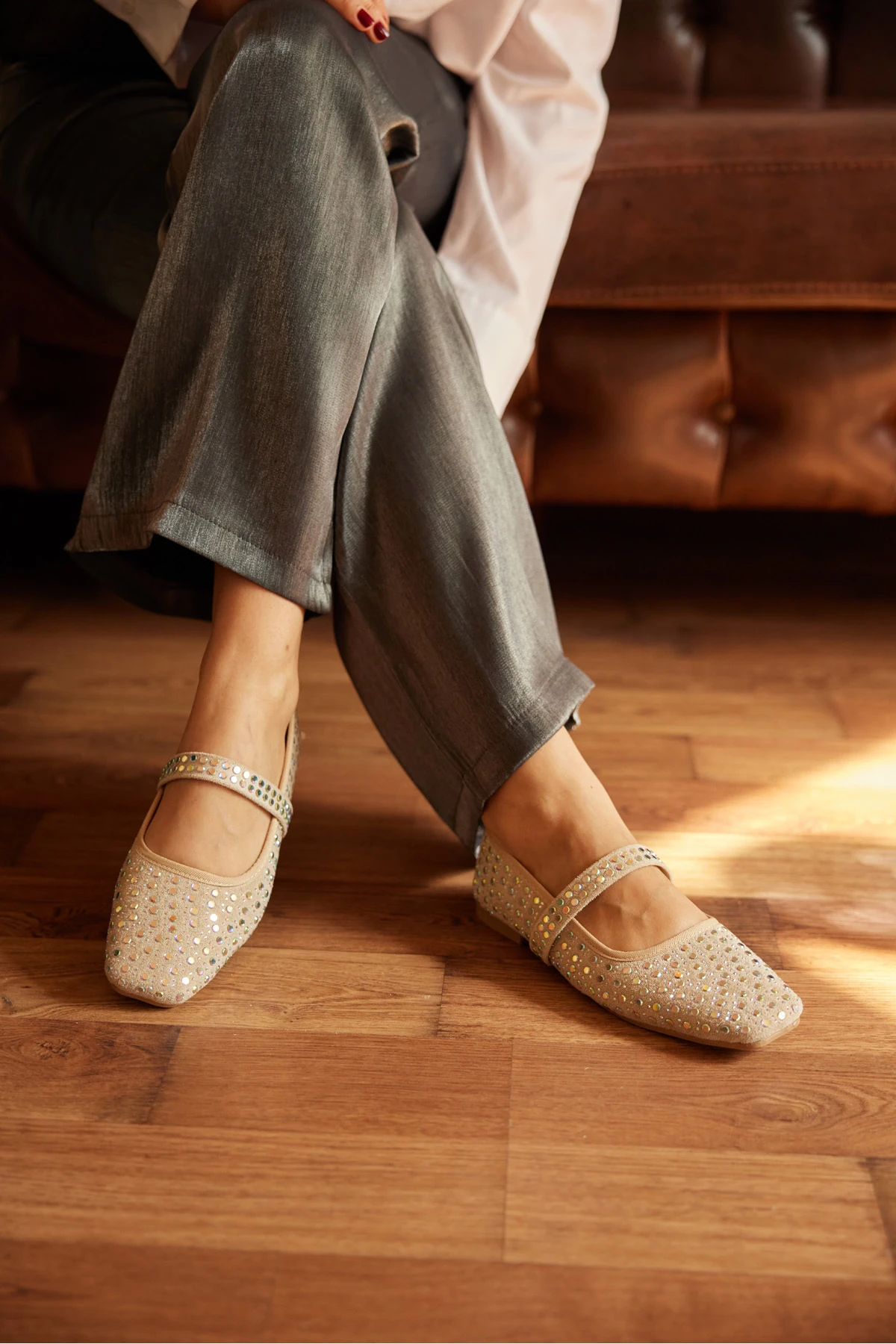 NOVA TAŞLI KADIN BABET AYAKKABI