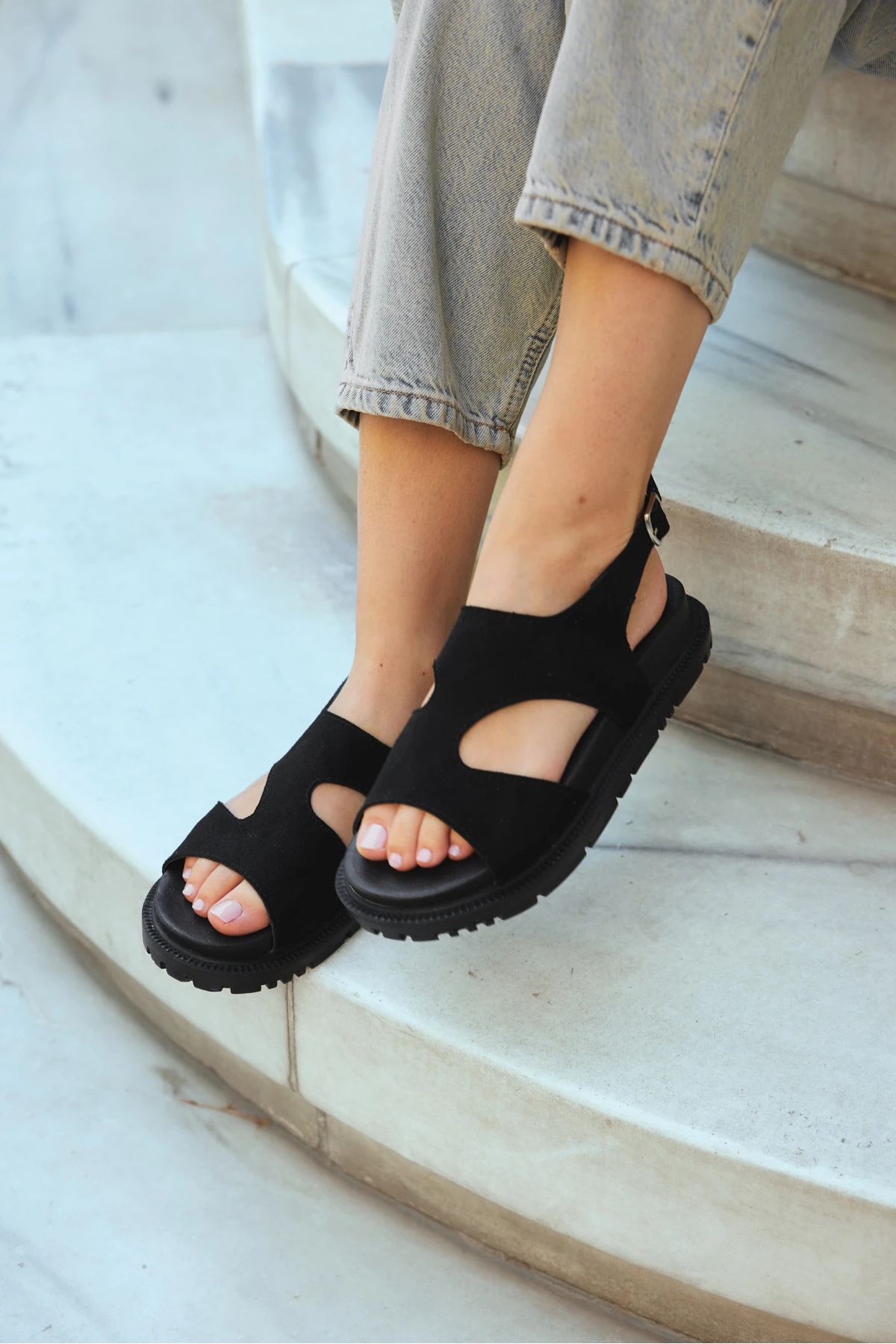 FLORA YAZLIK SÜET KADIN SANDALET