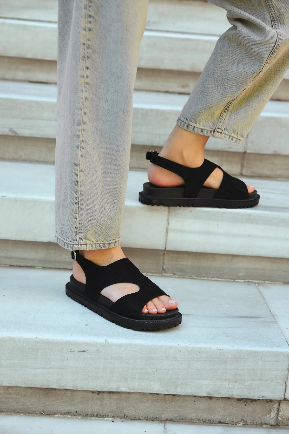 FLORA YAZLIK SÜET KADIN SANDALET