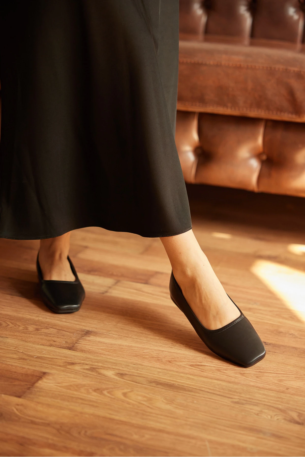 LUNA SUNİ DERİ GÜNLÜK KADIN BABET AYAKKABI