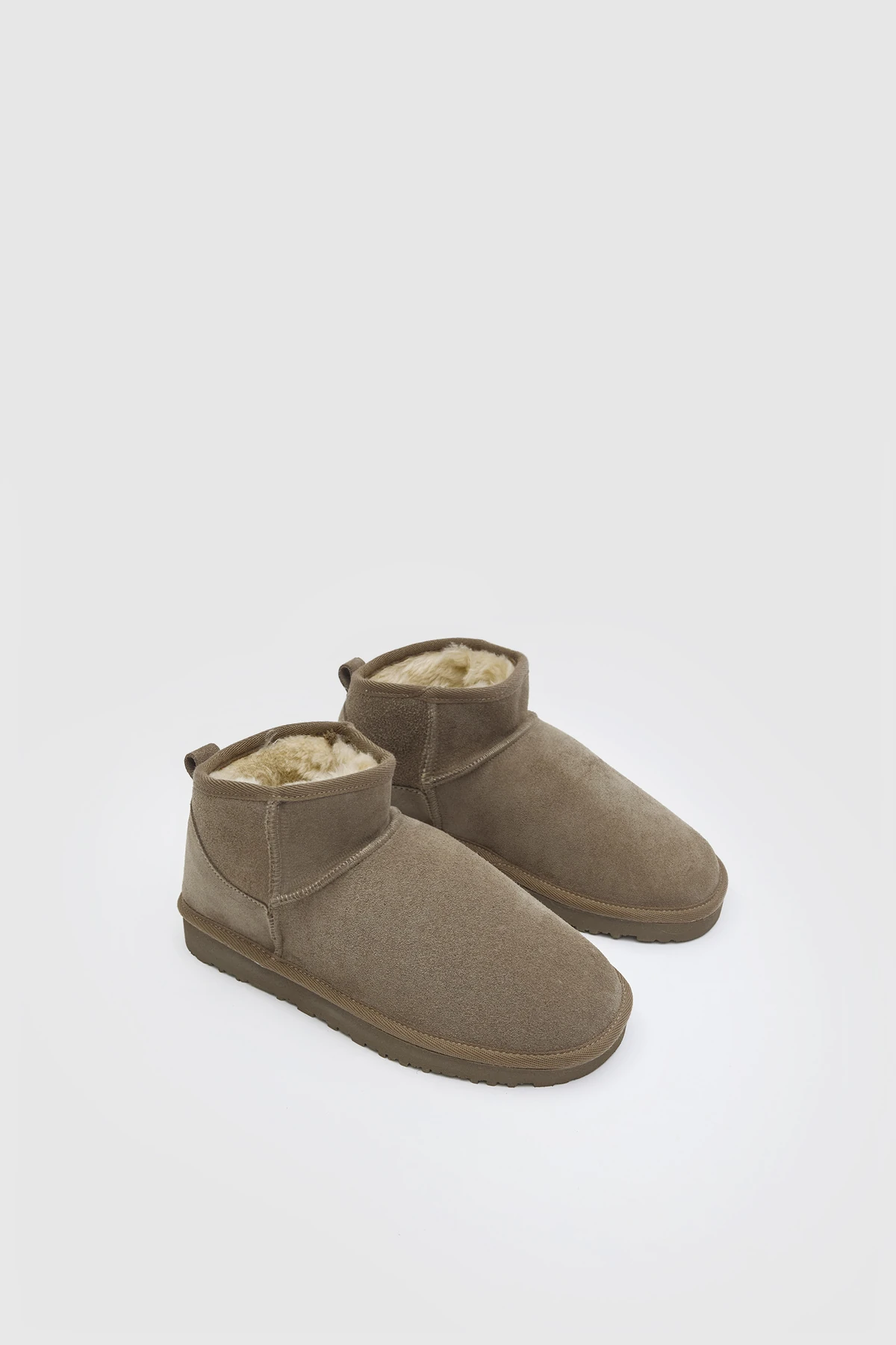 MİNİ İNCE TABAN İÇİ TÜYLÜ KIŞLIK KADIN BOT AYAKKABI - Vizon