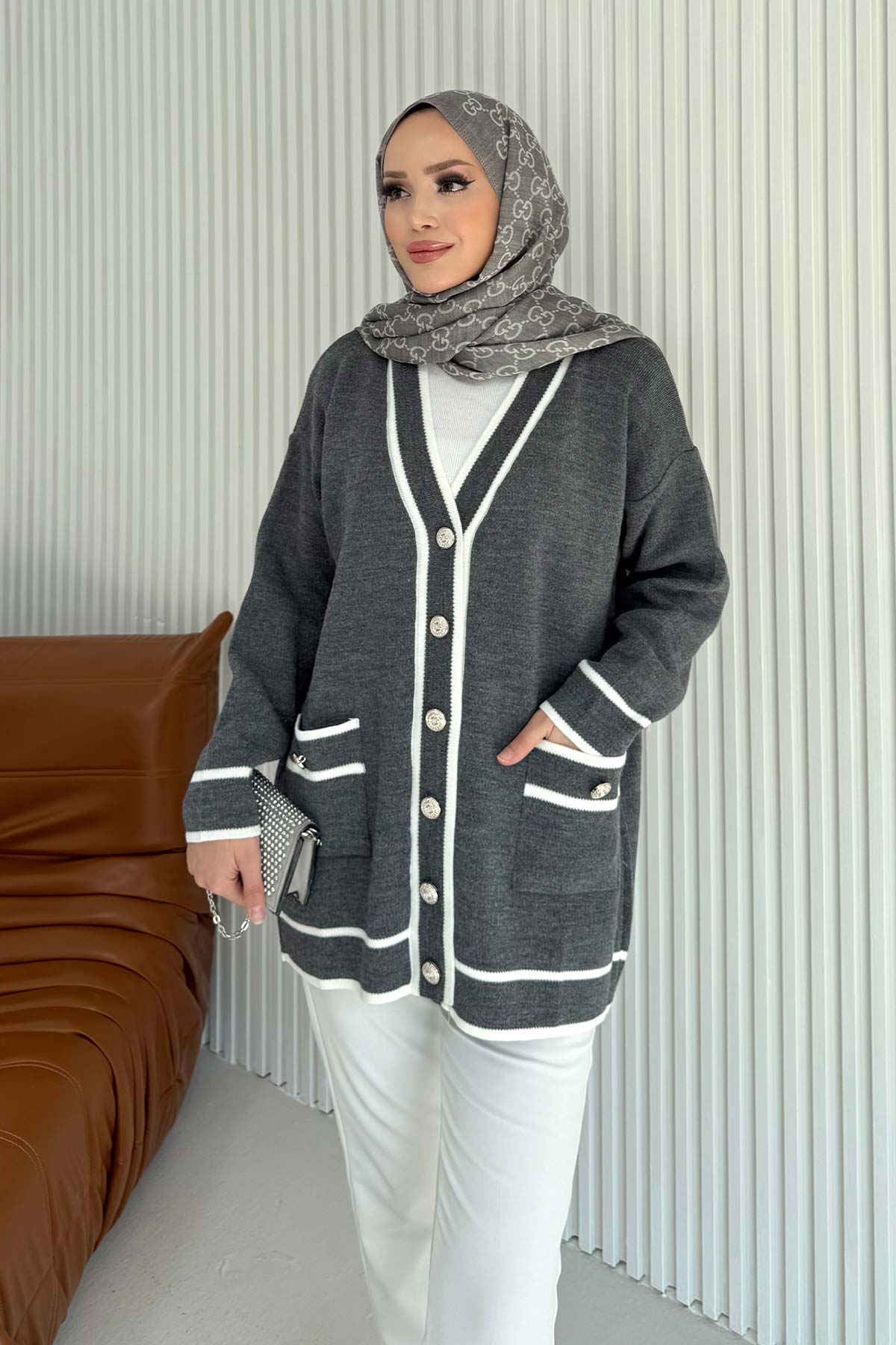 Düğmeli Triko Hırka 70-1703