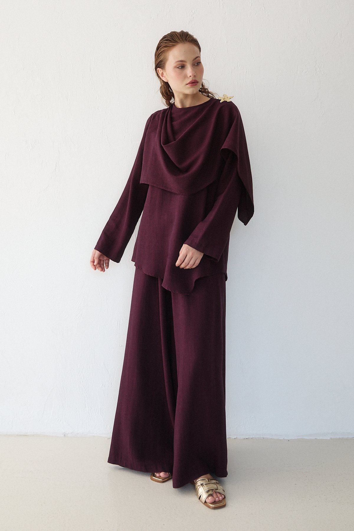 Broşlu Keten Takım 74-8203