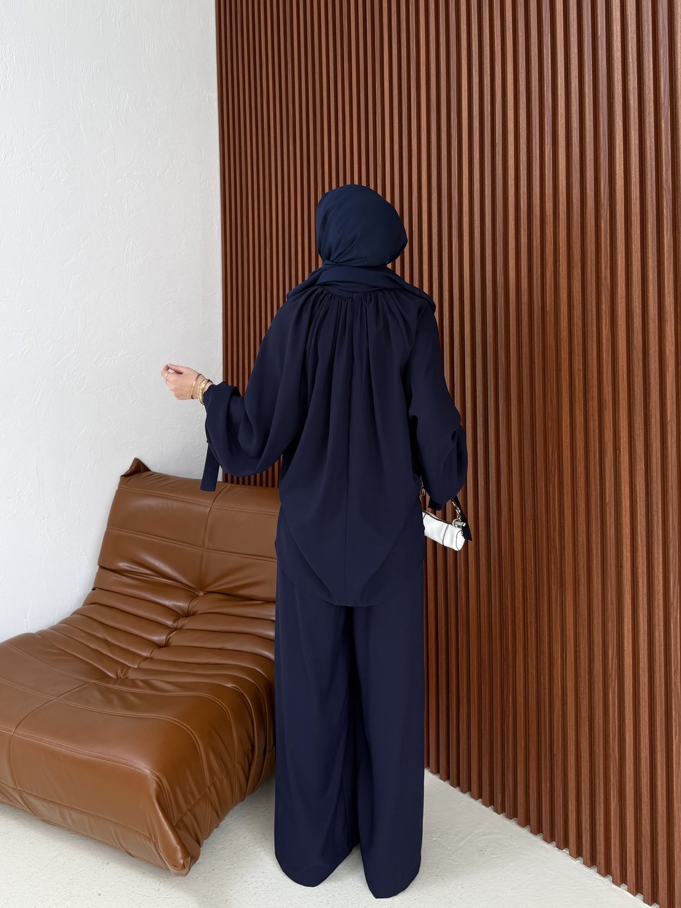 Kolu Bağlamalı Dubai Takım 71-7000
