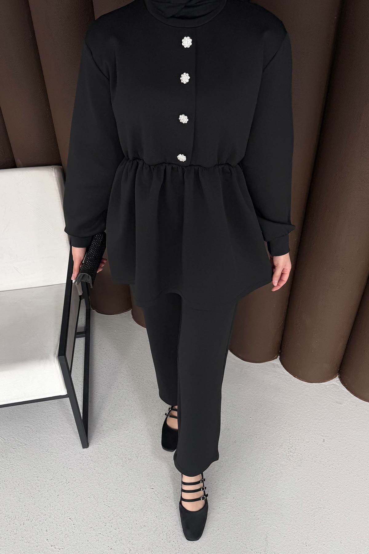 Taşlı Düğmeli Scuba Takım 76-5505