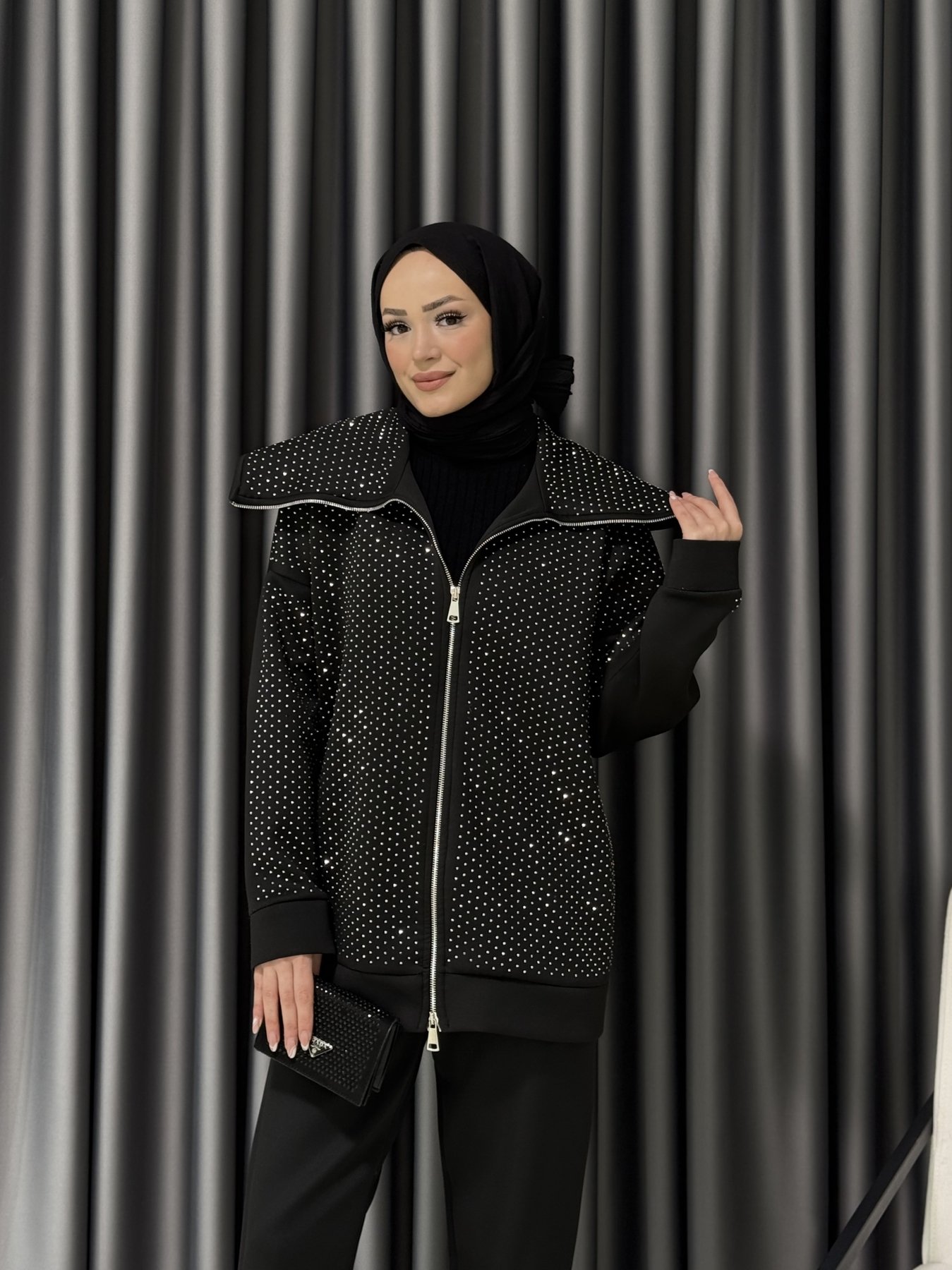 Taşlı Scuba Takım 32-3406