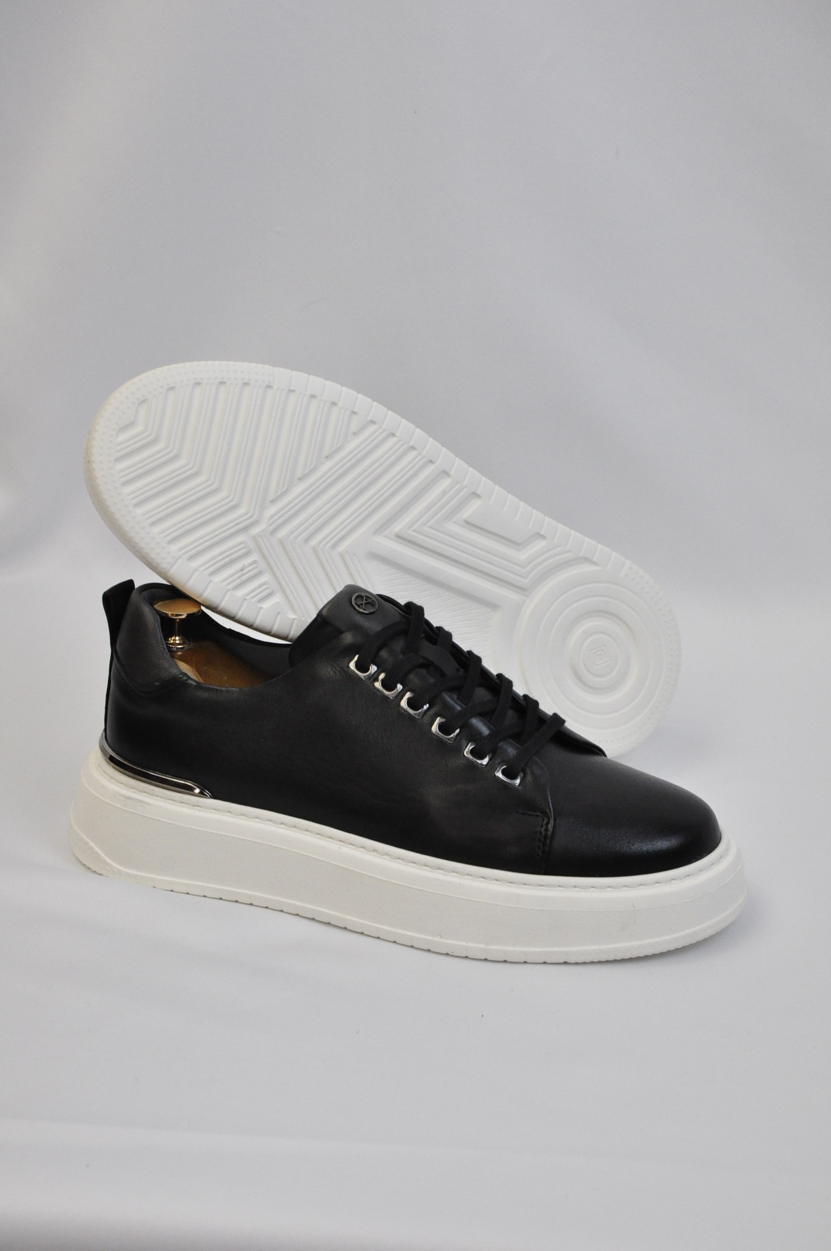 Moliere Model Hakiki Natural Deri Demir Detaylı Sneaker Ayakkabı