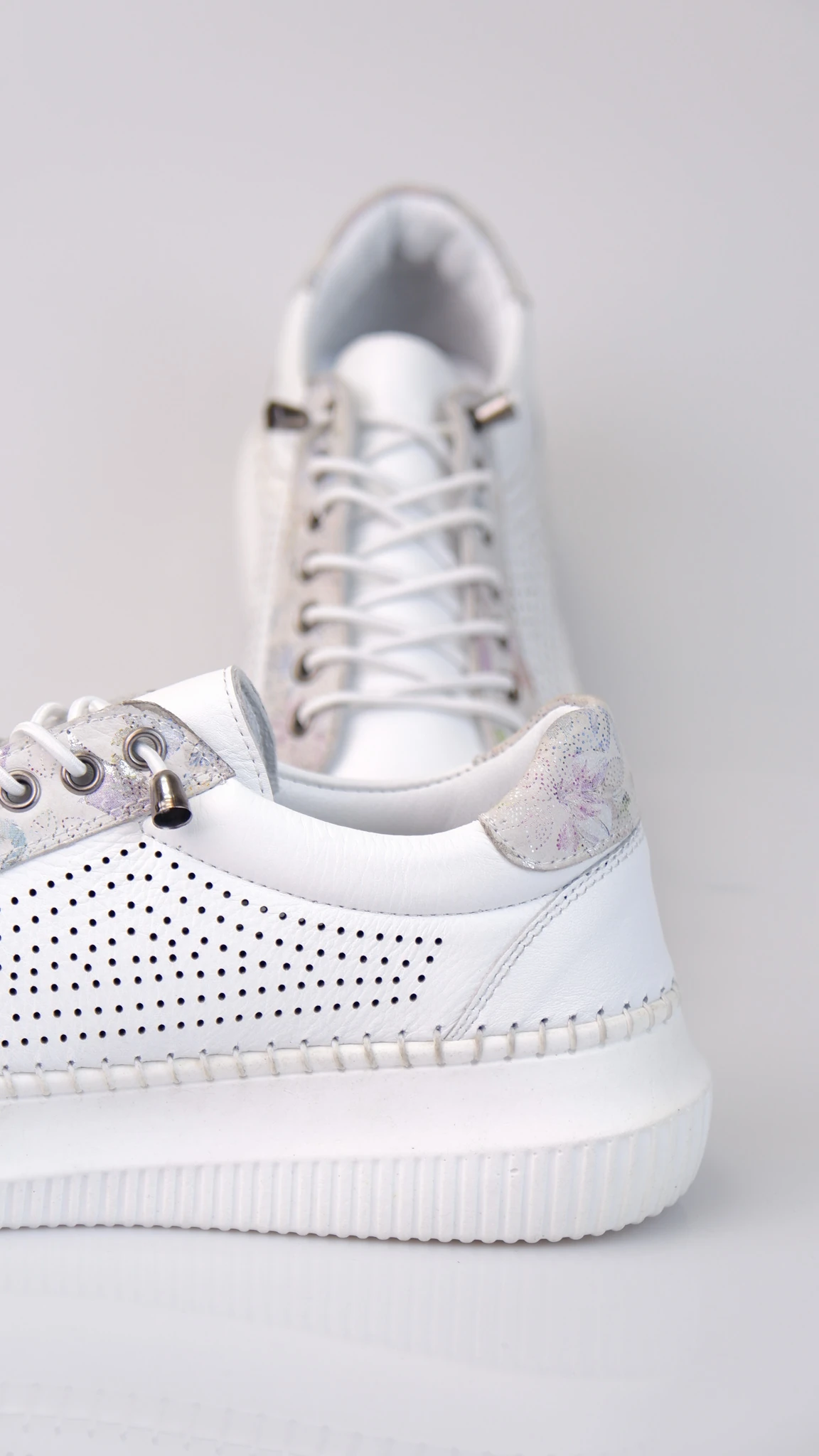 Halo Model Hakiki Deri Kadın Sneaker Ayakkabı - Beyaz