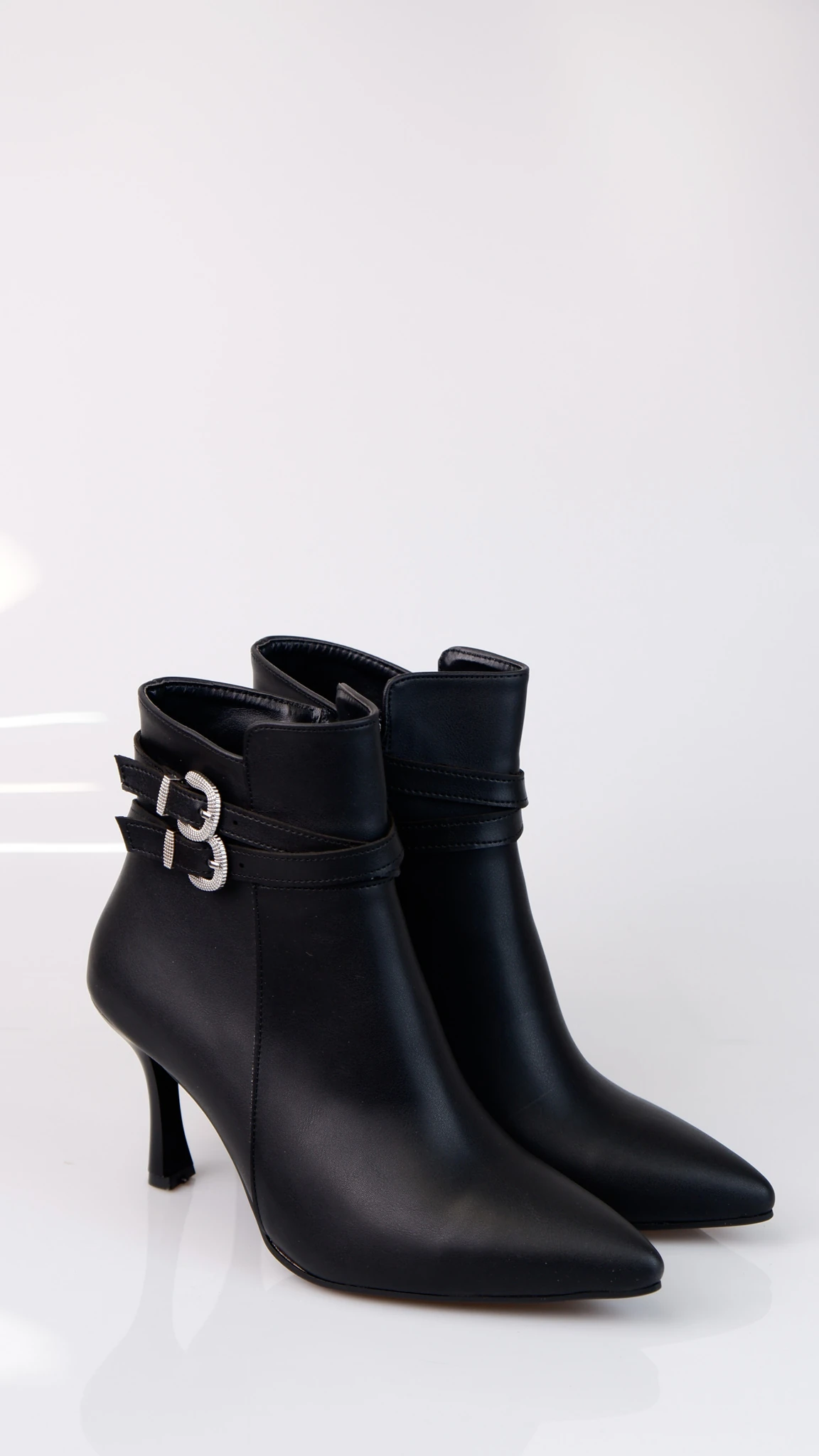 Stride Model Topuklu Kadın Günlük Bot Ayakkabı