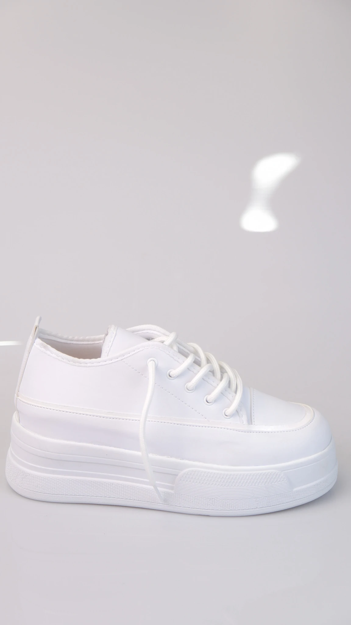 Delta Model Kadın Günlük Sneaker Ayakkabı - Beyaz