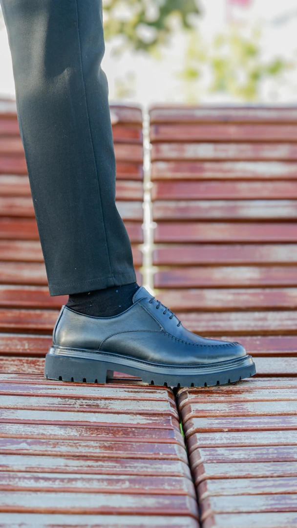 Brogue Model Haiki Natural Deri Casual Ayakkabı - Siyah