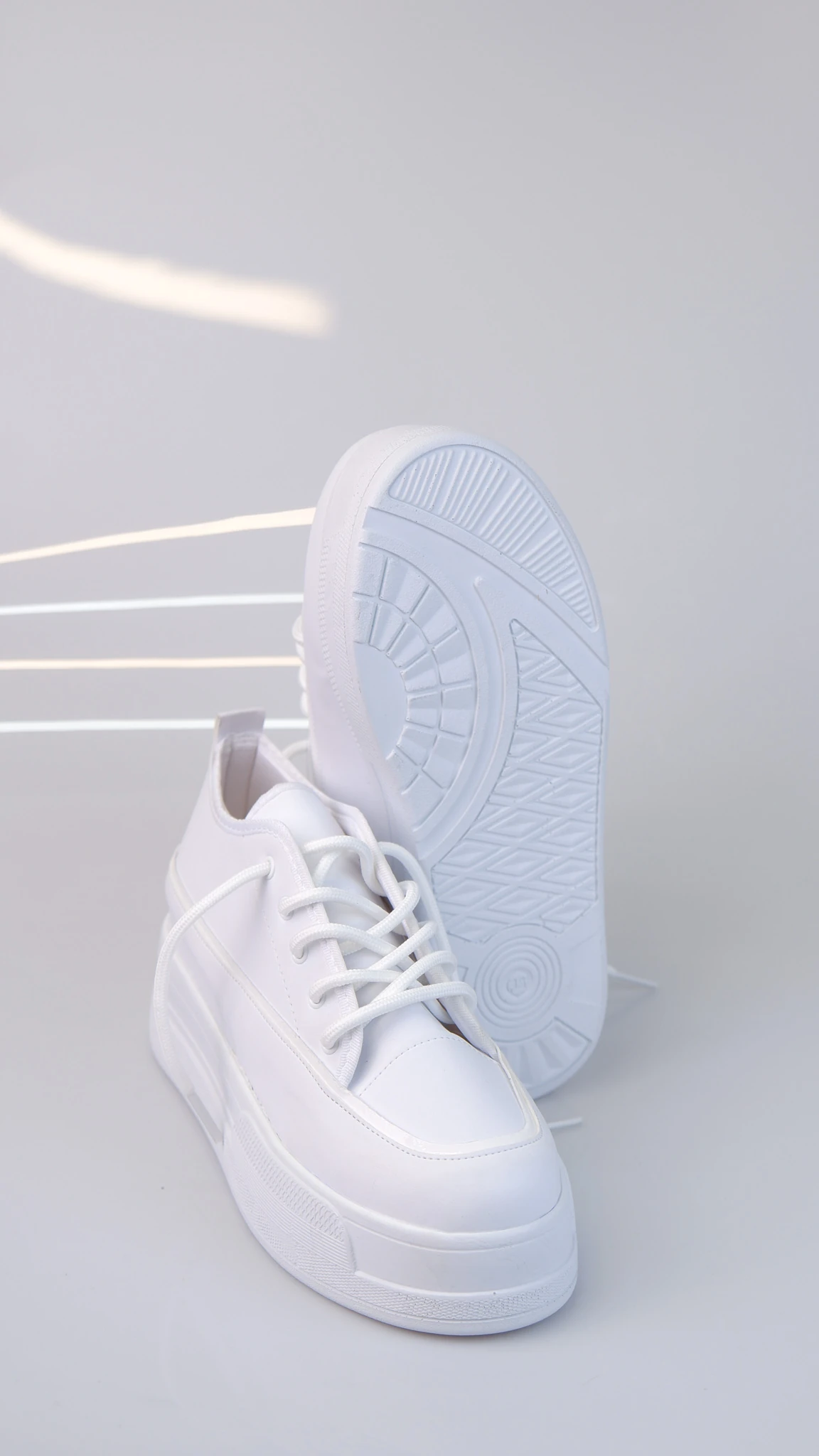 Delta Model Kadın Günlük Sneaker Ayakkabı - Beyaz