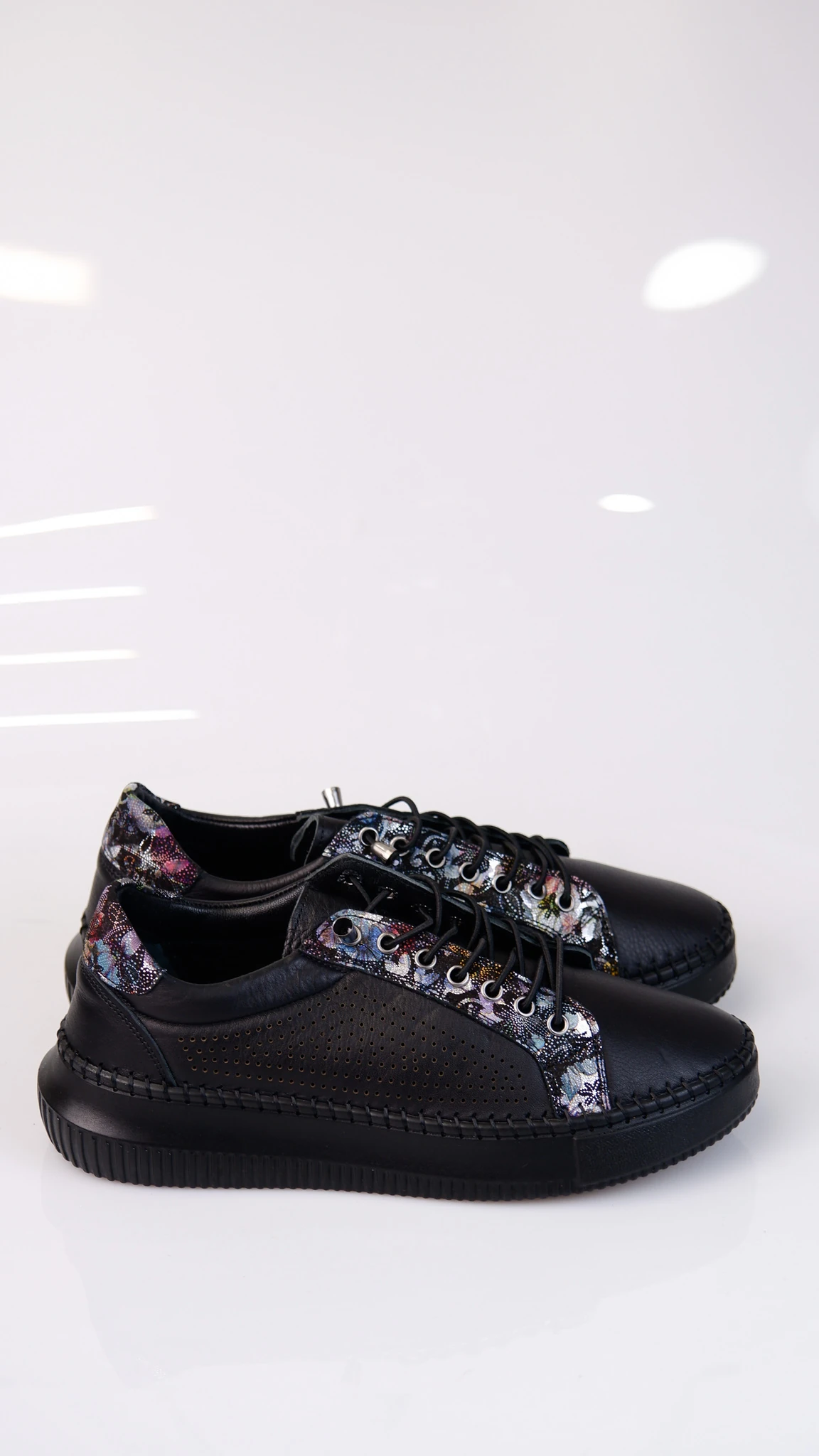 Halo Model Hakiki Deri Kadın Sneaker Ayakkabı - Siyah