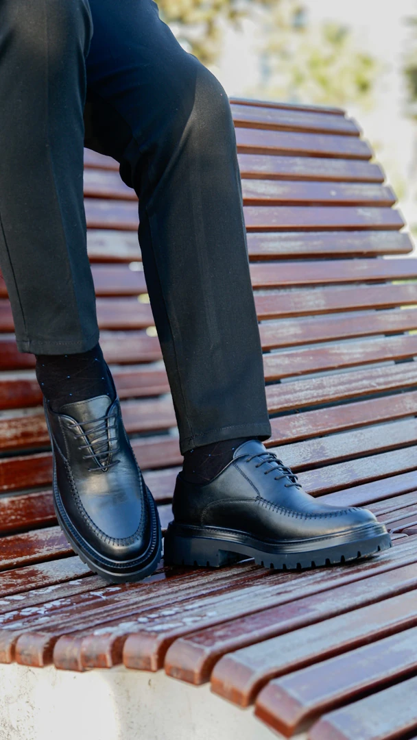 Brogue Model Haiki Natural Deri Casual Ayakkabı - Siyah