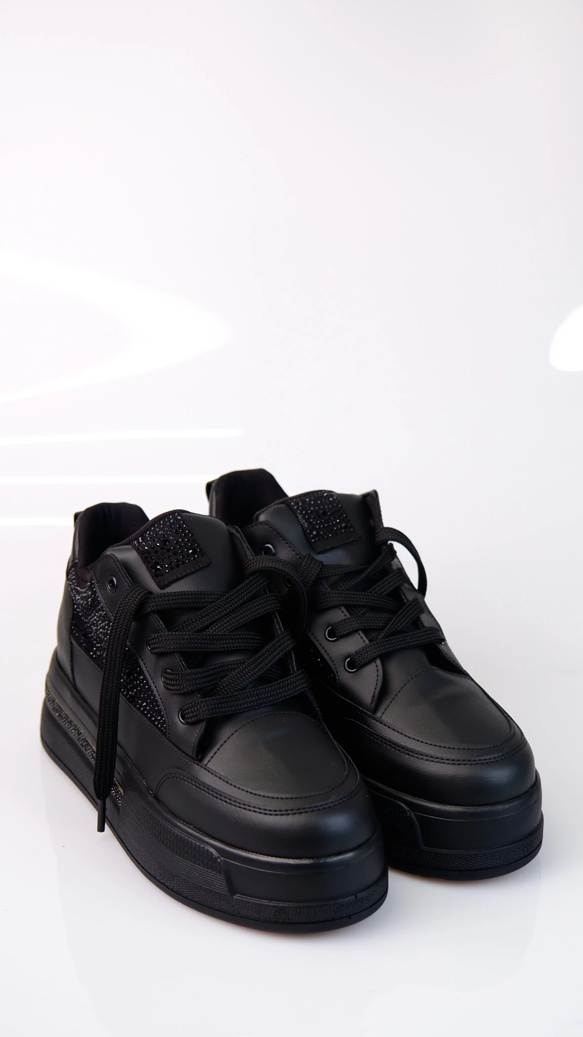 Delta Model Kadın Günlük Sneaker Ayakkabı - Siyah