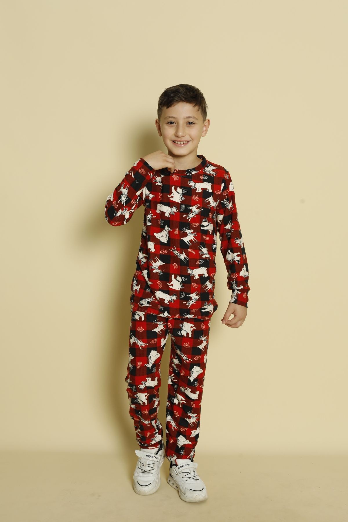 Süet Erkek Çocuk Pijama Takımı