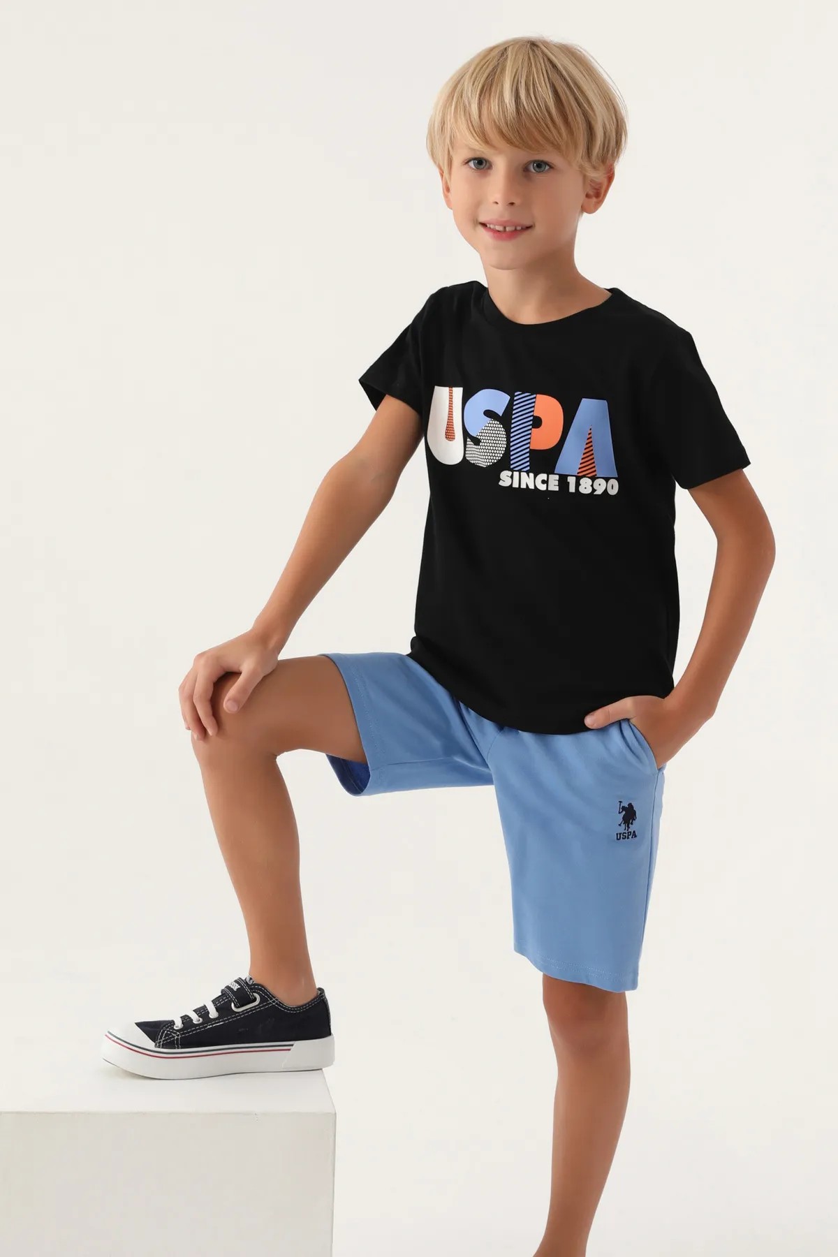 U.S. Polo Assn. Erkek Çocuk Bermuda Tişört Şort Takım Siyah Kırmızı