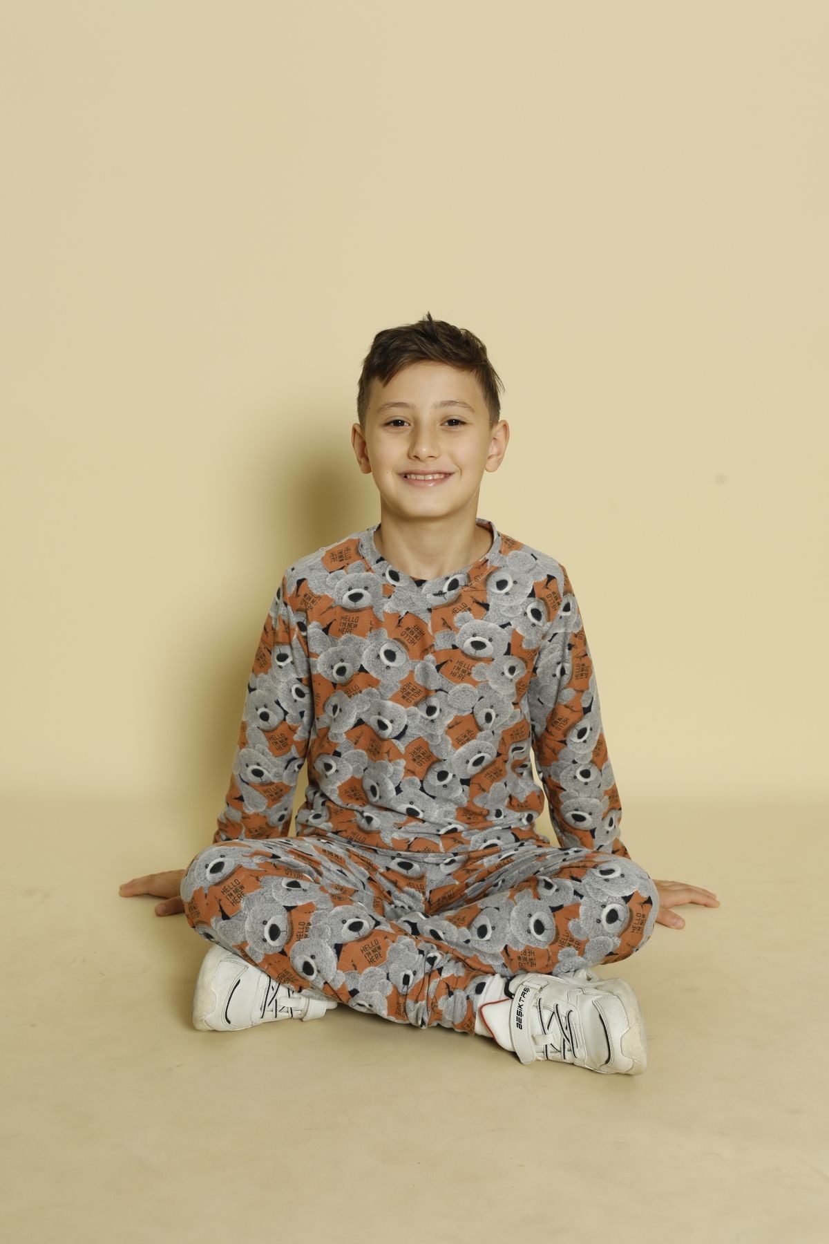 Süet Erkek Çocuk Pijama Takımı