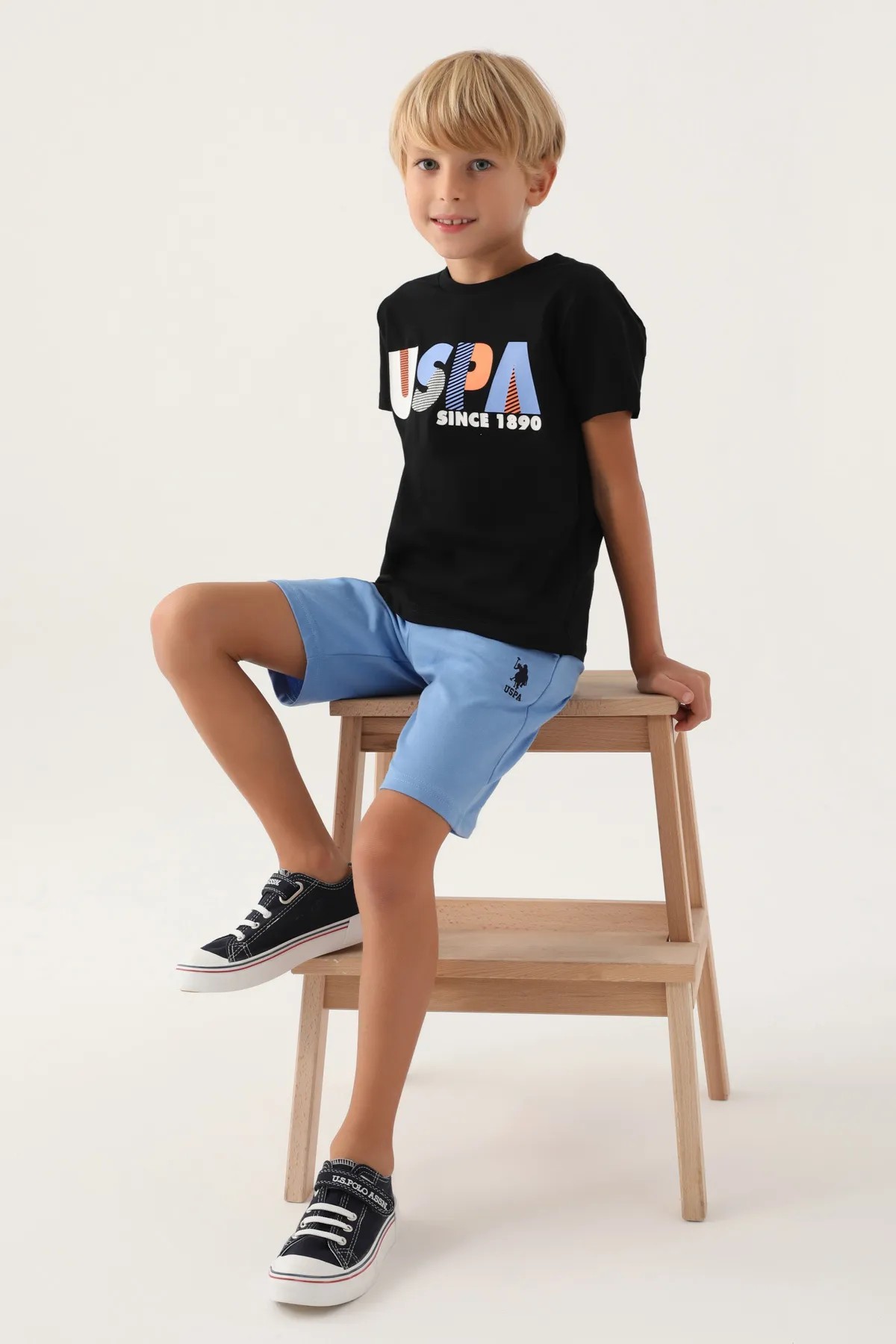 U.S. Polo Assn. Erkek Çocuk Bermuda Tişört Şort Takım Siyah Kırmızı
