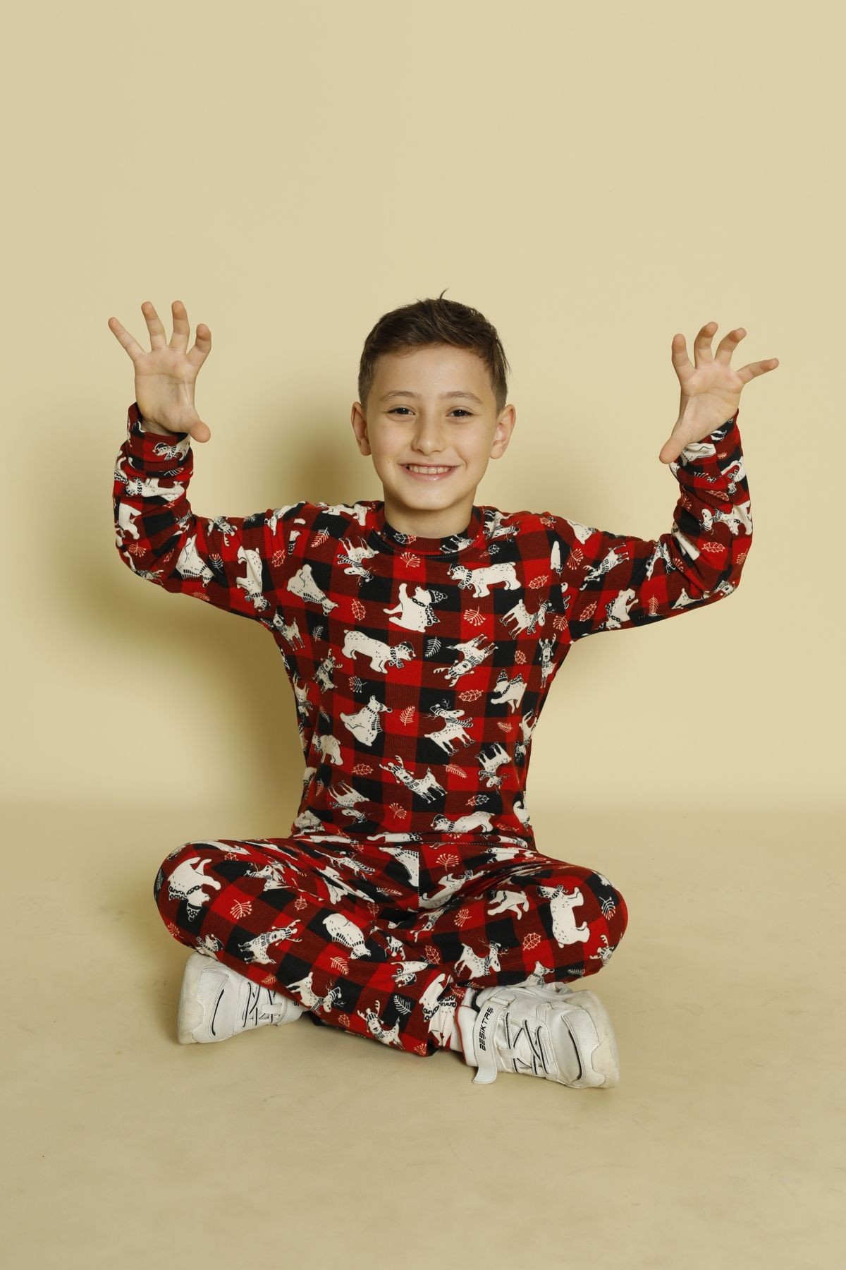 Süet Erkek Çocuk Pijama Takımı