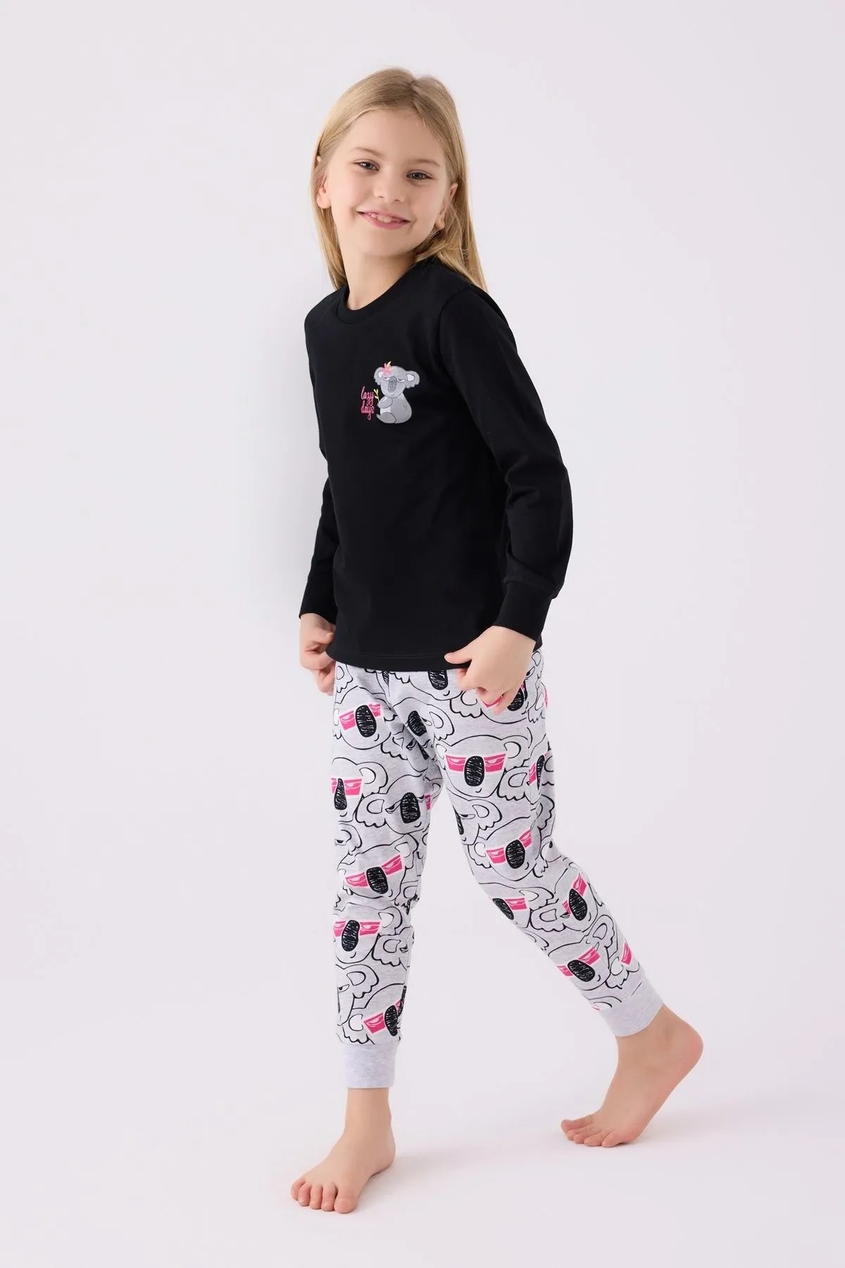 Kız Çocuk Koala Desenli Siyah Uzun Kollu Pijama Takımı