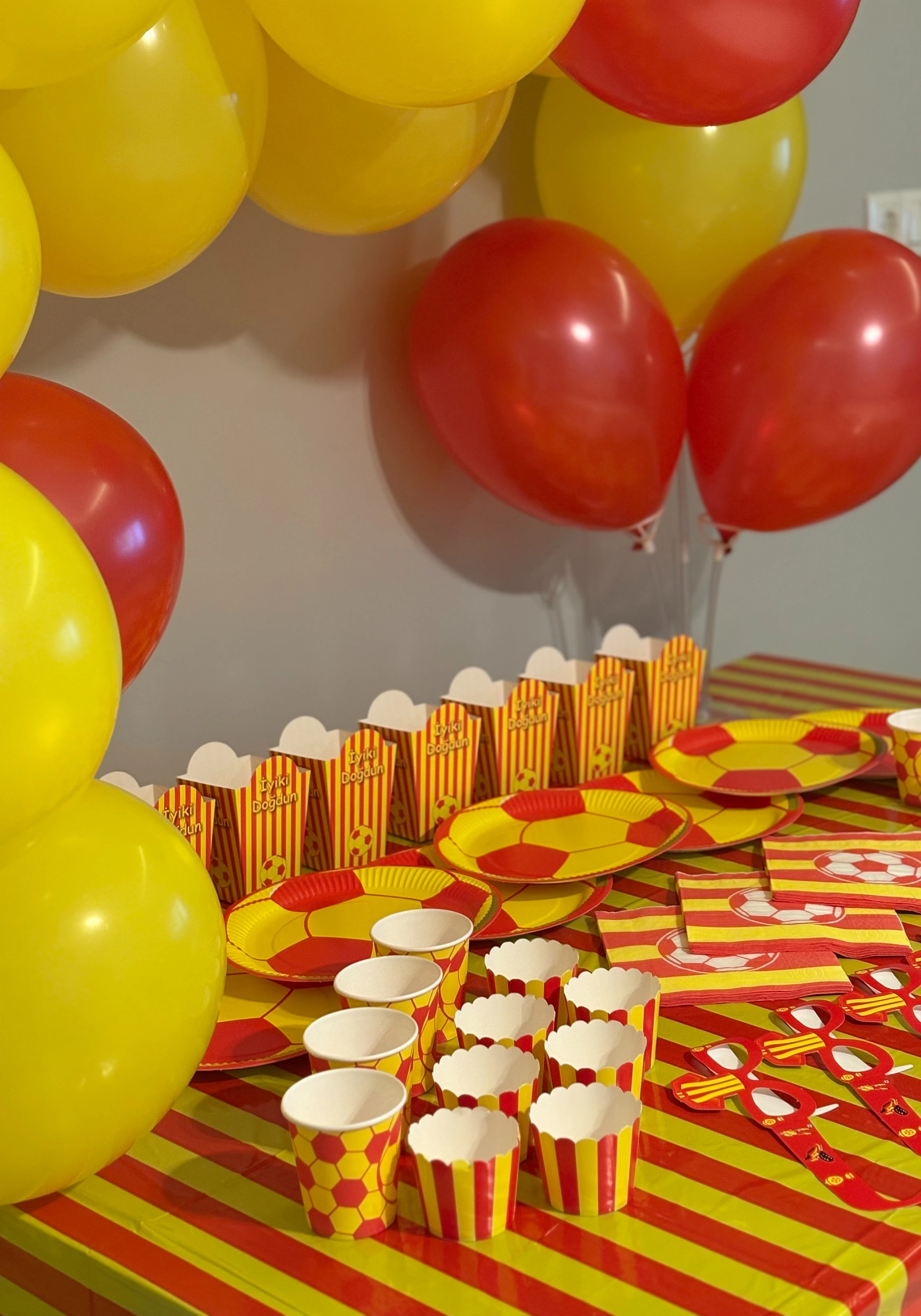 Galatasaray Temalı Doğum Günü Parti Seti