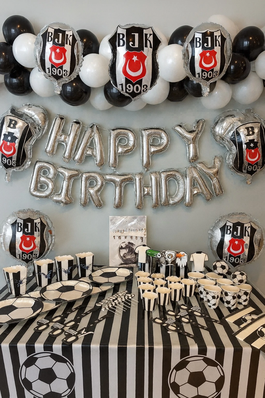 Beşiktaş Temalı Doğum Günü Parti Seti
