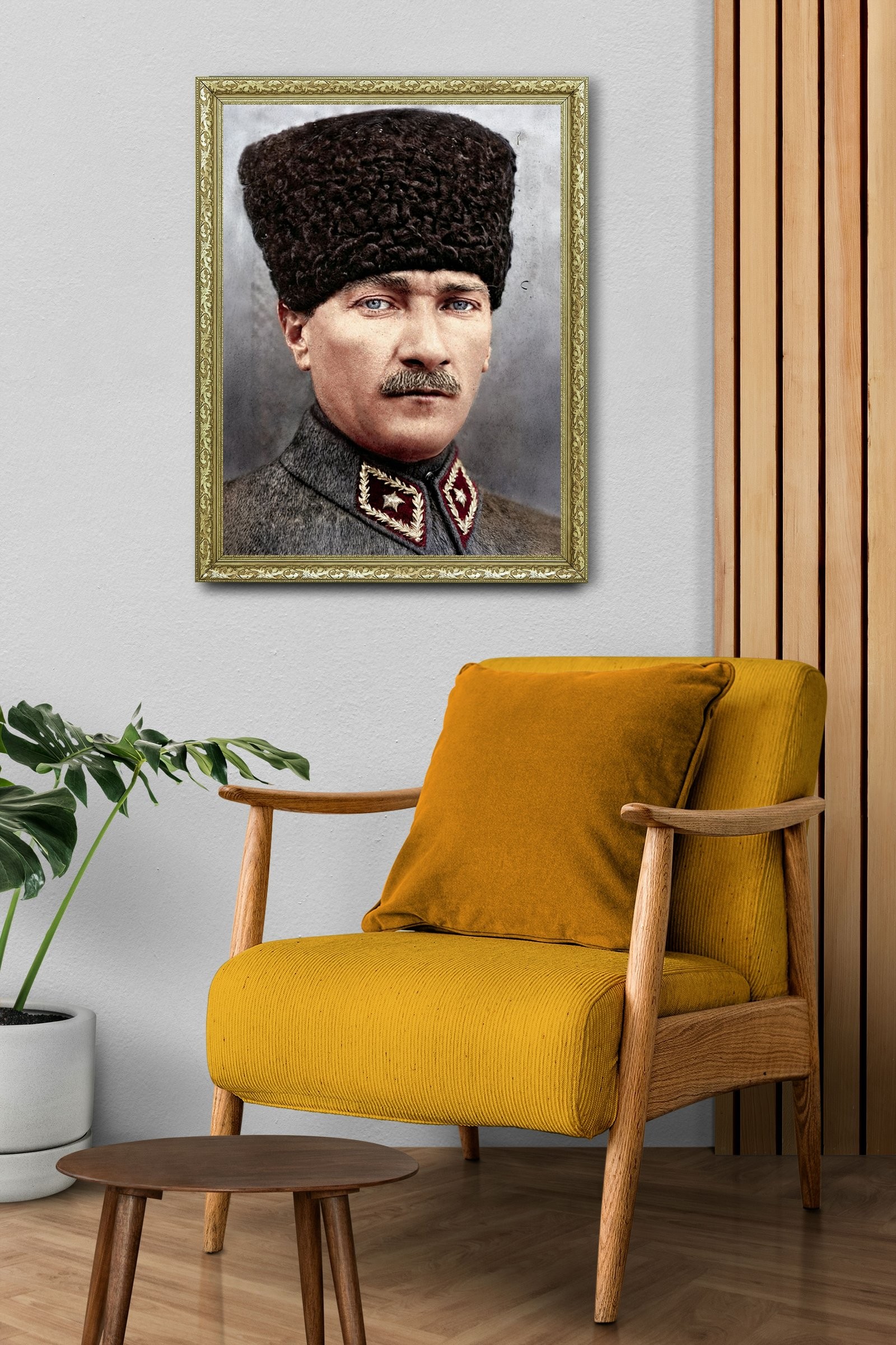 Keskin Bakışlı Komutan 60x80 cm Çerçeveli Tablo