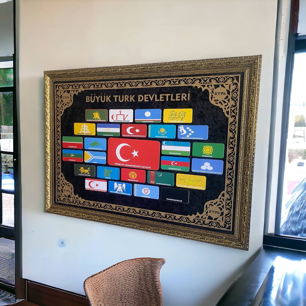 SİYAH