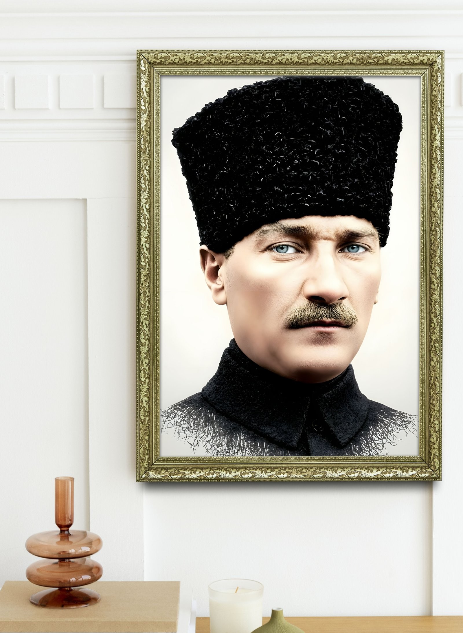 Aydınlık Fon Üzerinde Lider 60x80 cm Çerçeveli Tablo