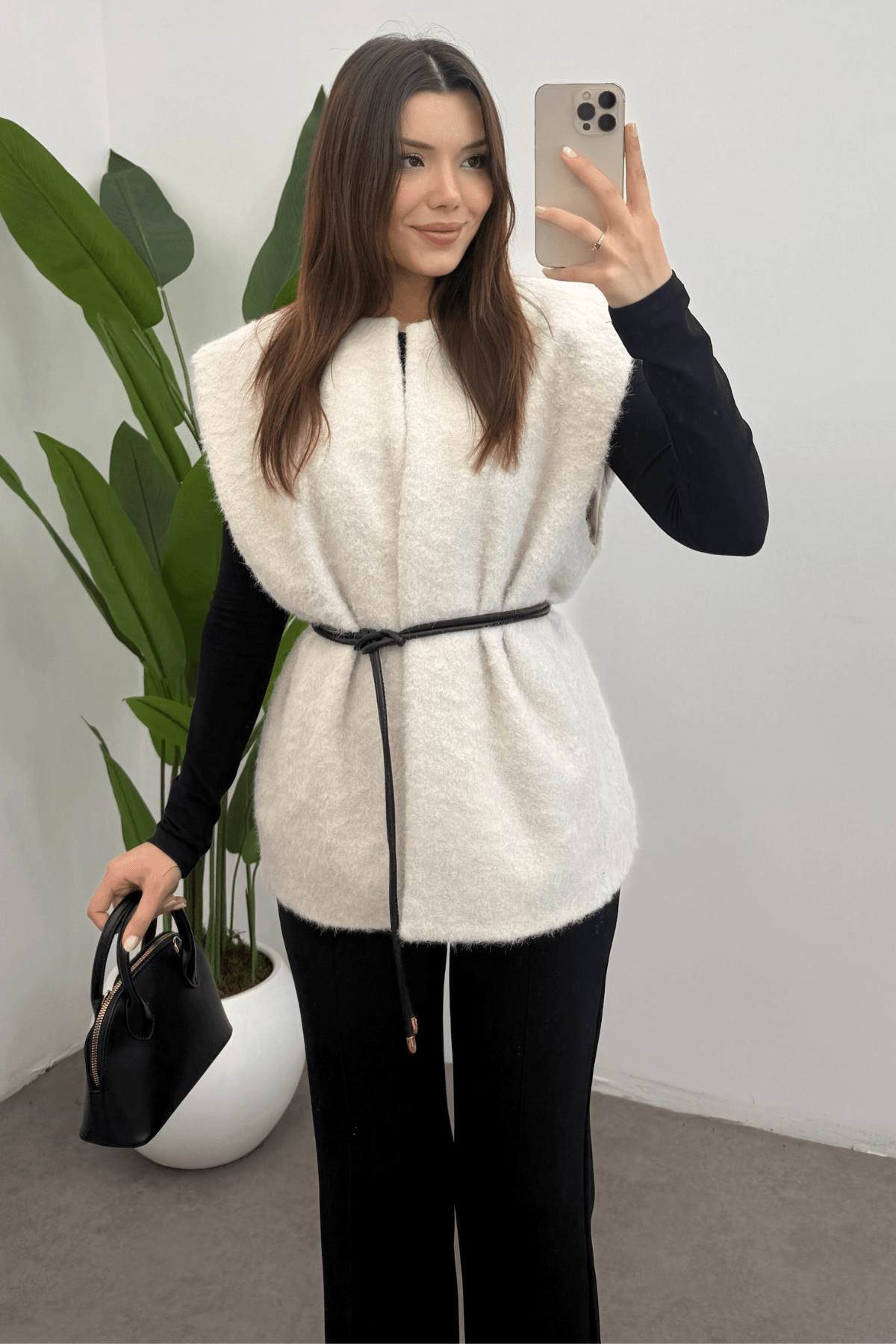 Kadın Ekru Kemerli  Kaşe Yelek