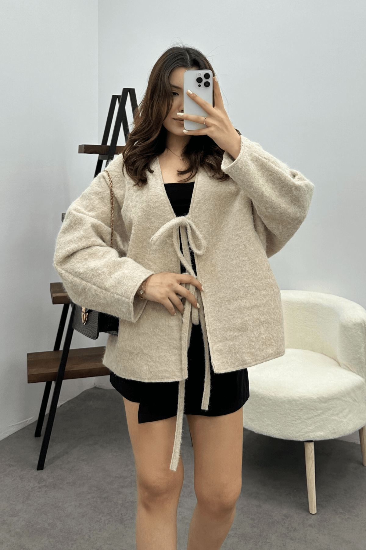 Kadın Krem Bağcık Detaylı İthal Kaşe Ceket